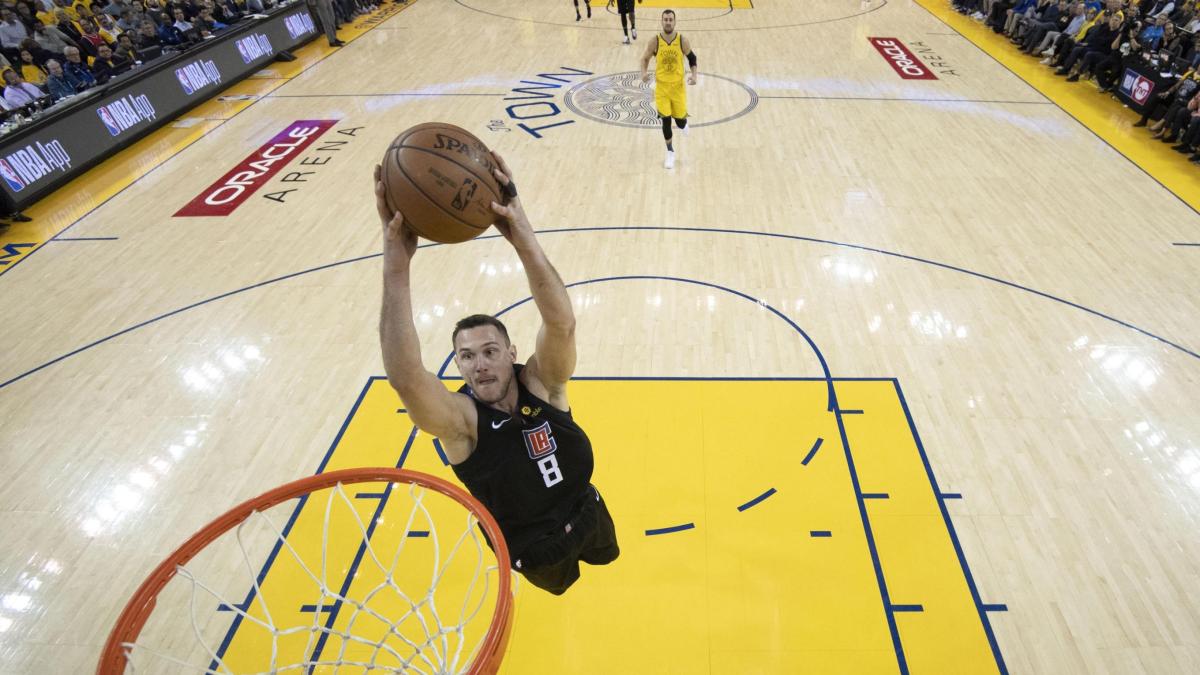 gallinari leonard mi ha messo nei casini paghi sti 50 milioni e poi lui tirer224 fuori solo 700000 dollari da Gazzetta.it gallinari leonard mi ha messo nei casini paghi sti 50 milioni e poi lui tirer224 fuori solo 700000 dollari