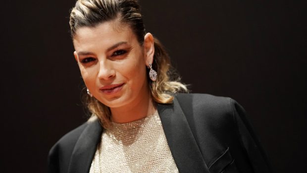 Emma Marrone Malattia: Ecco Che Tumore Ha Avuto E Come è Guarita ...