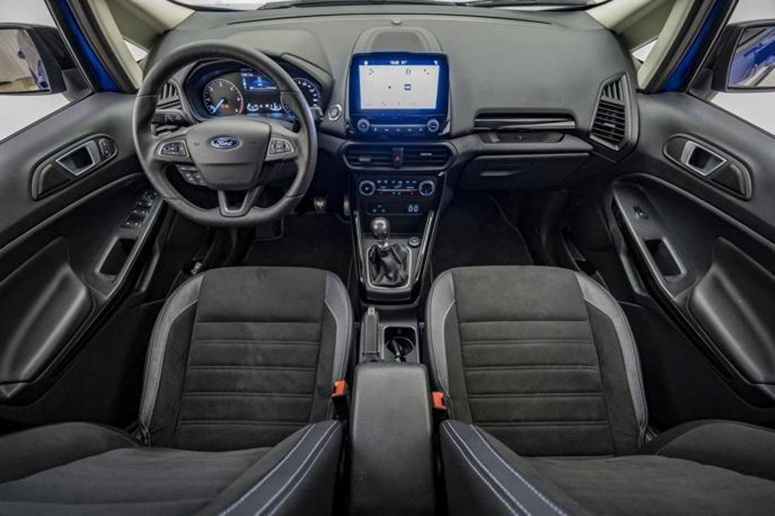 Ford EcoSport STLine gli interni del crossover dell’ovale blu