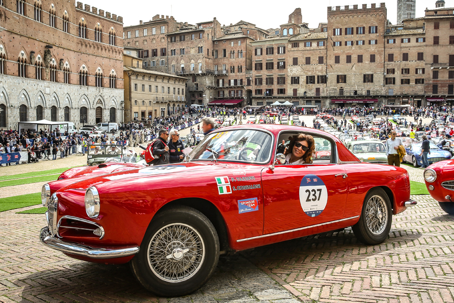“Eva al volante” solo donne alla guida delle classiche Gazzetta.it