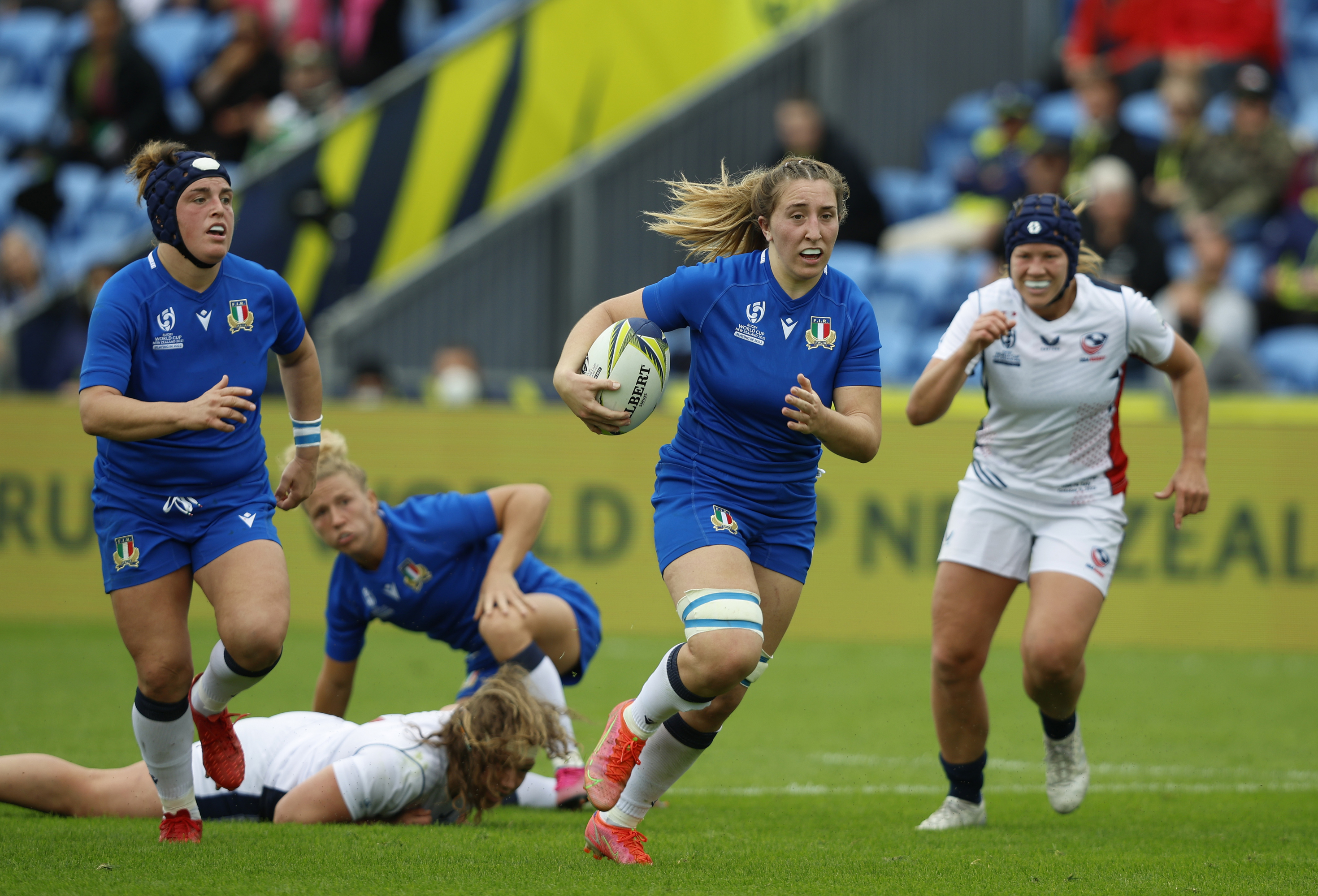 WHANGAREI, NEW ZEALAND - OCTOBER 09: Francesca Sgorbini of Italy in action during the Pool B Rugby World Cup 2021 New Zealand match between the United States and Italy at Northland Events Centre on October 09, 2022, in Whangarei, New Zealand. (Photo by Greg Bowker/Getty Images)