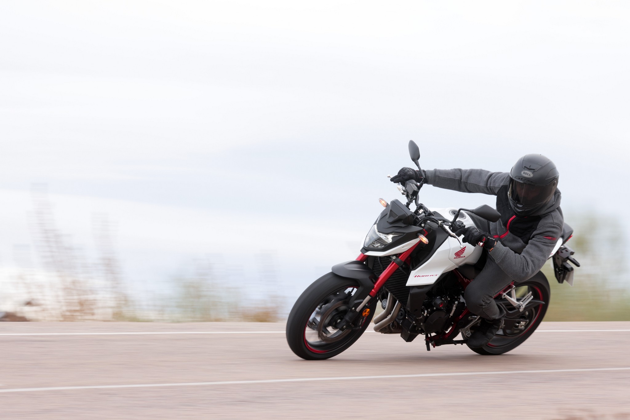 Honda Cb Hornet Prova Prezzo Disponibilit E Prezzo Della Nuova Naked Gazzetta It