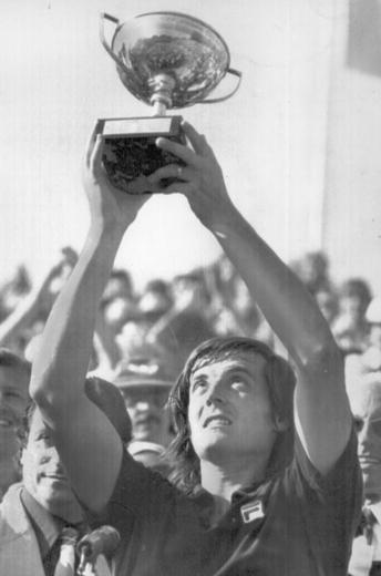 Adriano Panatta campione a Parigi nel 1976. Ap