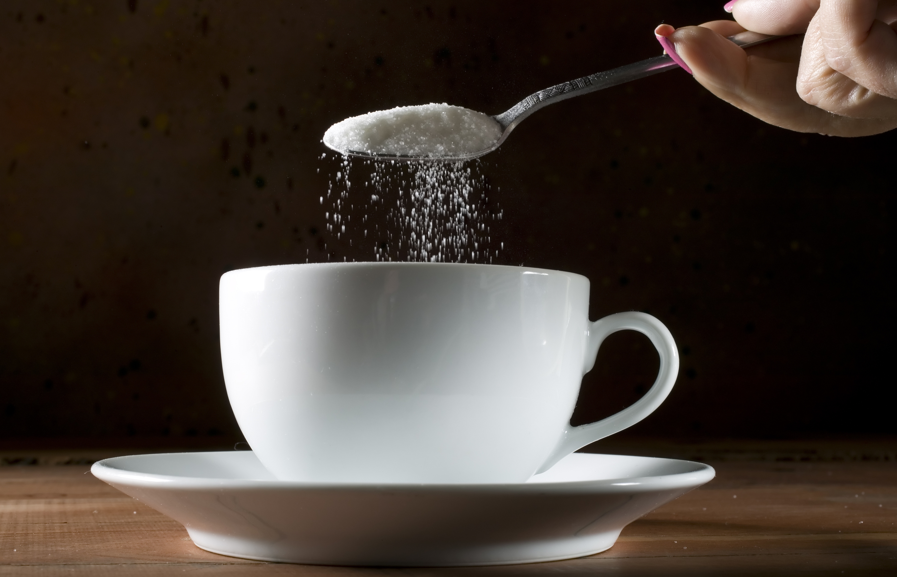 Zucchero: ecco quanto assumerne secondo la scienza, senza ammalarsi