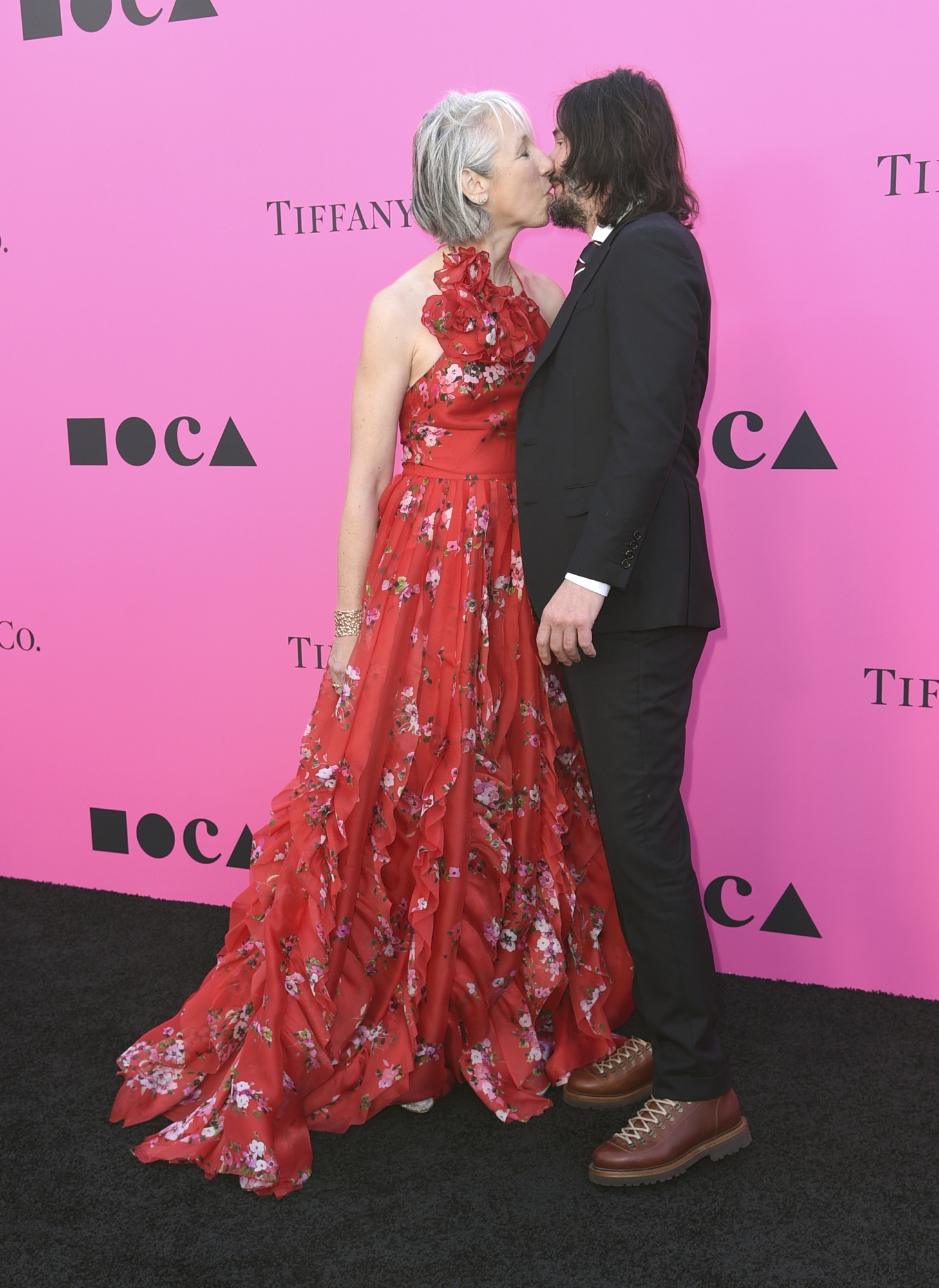 Alexandra Grant, left, and Keanu Reeves arrive at the Museum of Contemporary Art (MOCA) Gala on Saturday, April 15, 2023, in Los Angeles. (Photo by Richard Shotwell/Invision/AP)