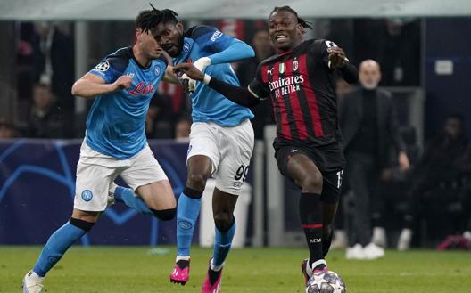 Leao e Anguissa nel match d'andata. Getty