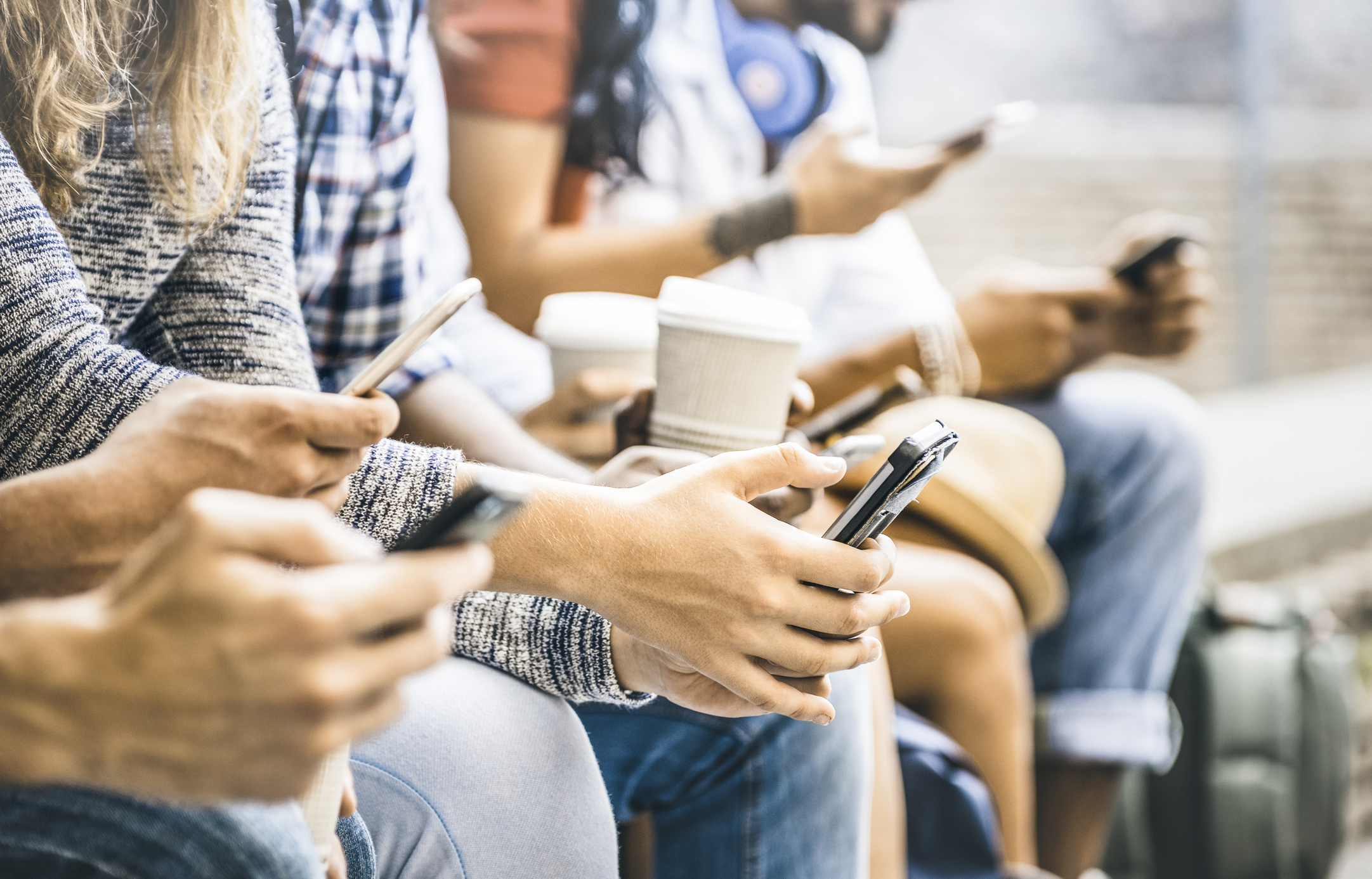 Nomophobia: Cos’è La Paura Di Rimanere Sconnessi E Senza Smartphone ...