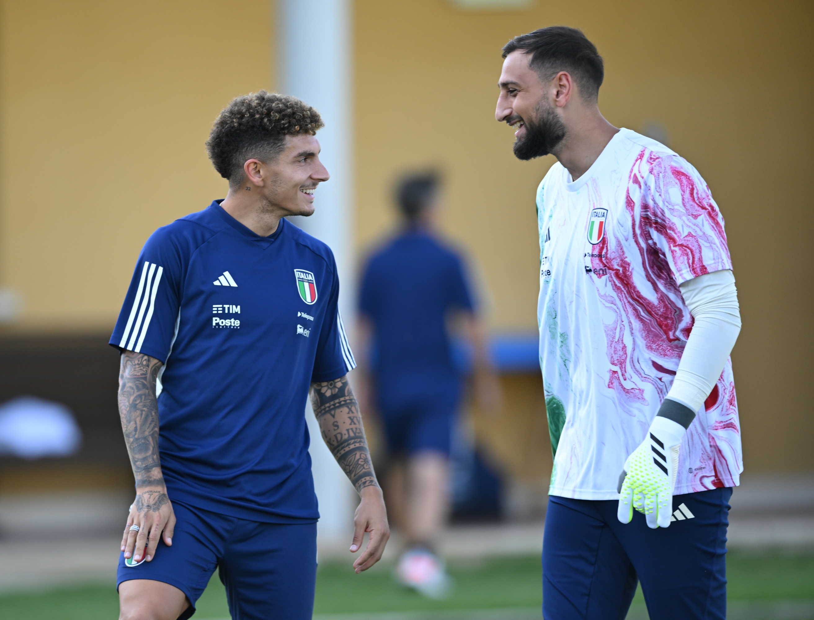 FLORENCE, ITALY - SEPTEMBER 07: Giovanni Di Lorenzo and Gianluigi Donnarumma of Italy in action during Italy training session at Centro Tecnico Federale di Coverciano on September 07, 2023 in Florence, Italy. (Photo by Claudio Villa/Getty Images)
