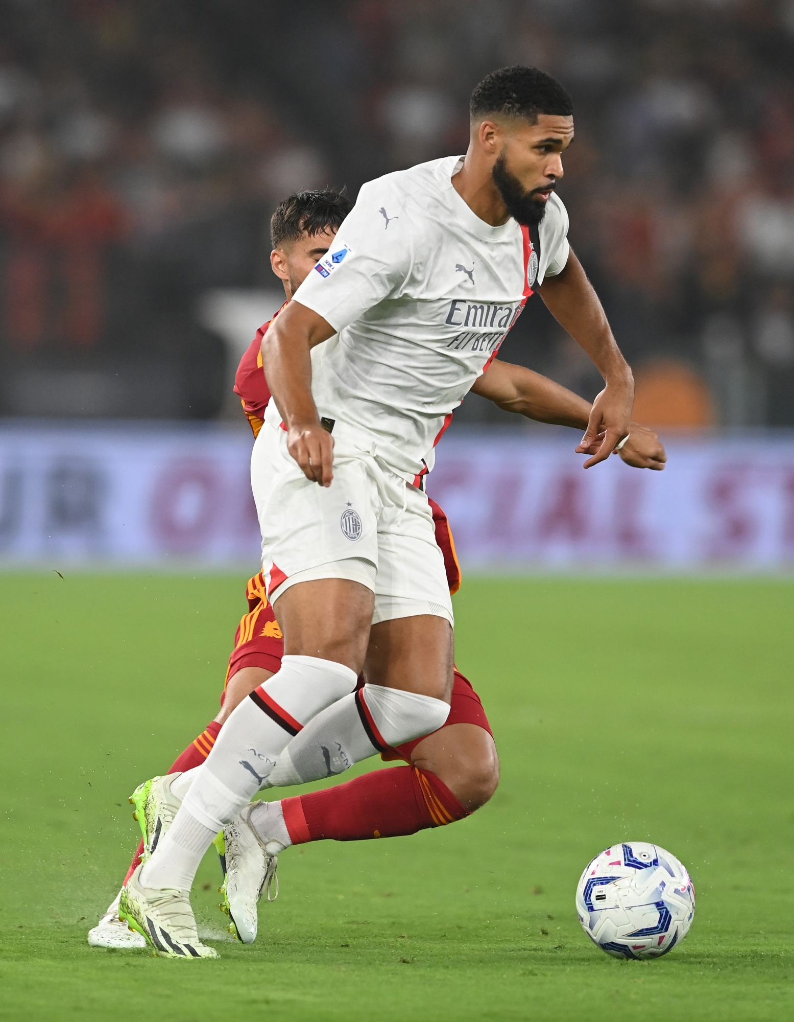ROME, ITALY - SEPTEMBER 01: Ruben Loftus Cheek of AC Milan in action during the Serie A TIM match between AS Roma and AC Milan at Stadio Olimpico on September 01, 2023 in Rome, Italy. (Photo by Claudio Villa/AC Milan via Getty Images)