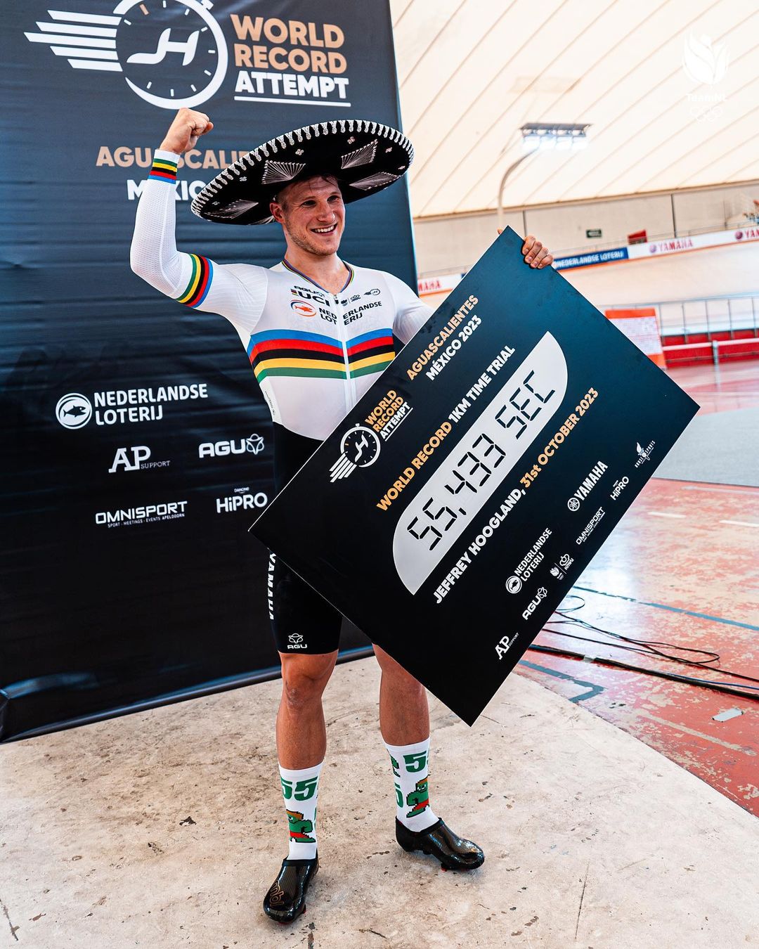 Ciclismo su pista, record del mondo di Hoogland 1 km in 55