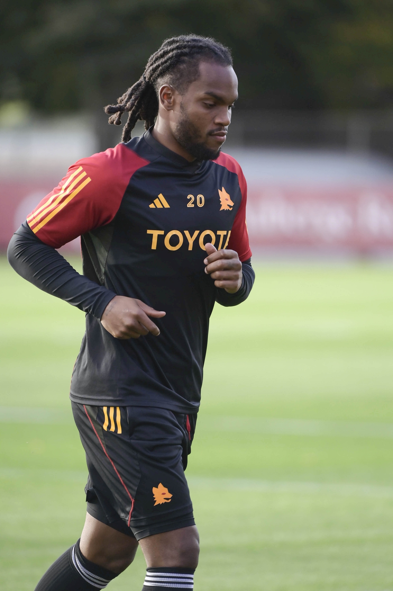ROME, ITALY - OCTOBER 31: AS Roma player Renato Sanches during training session at Centro Sportivo Fulvio Bernardini on October 31, 2023 in Rome, Italy. (Photo by Luciano Rossi/AS Roma via Getty Images)