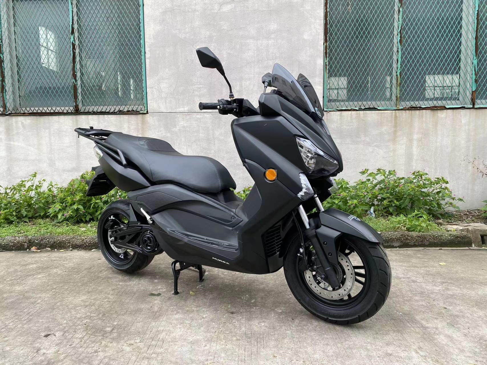 Scooter elettrici 11 kW 2024: dati e prezzo dell’Hurba Raptor 300 S ...