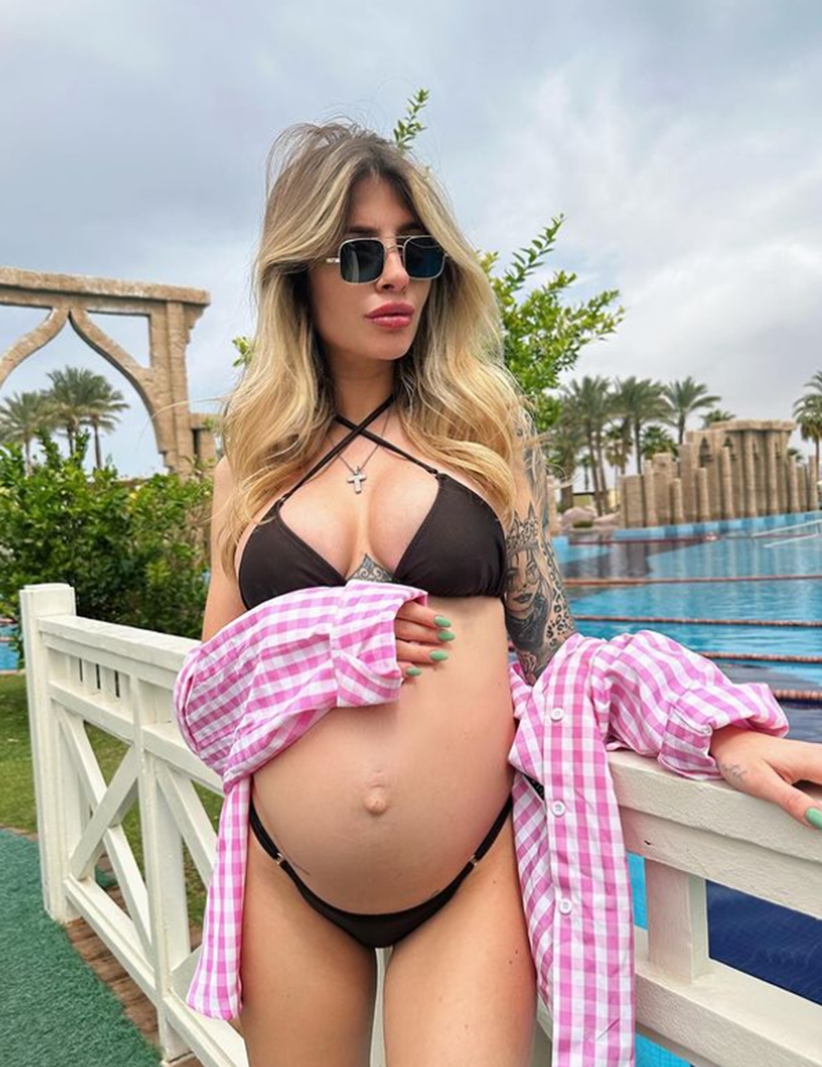 Chiara Nasti incinta in bikini