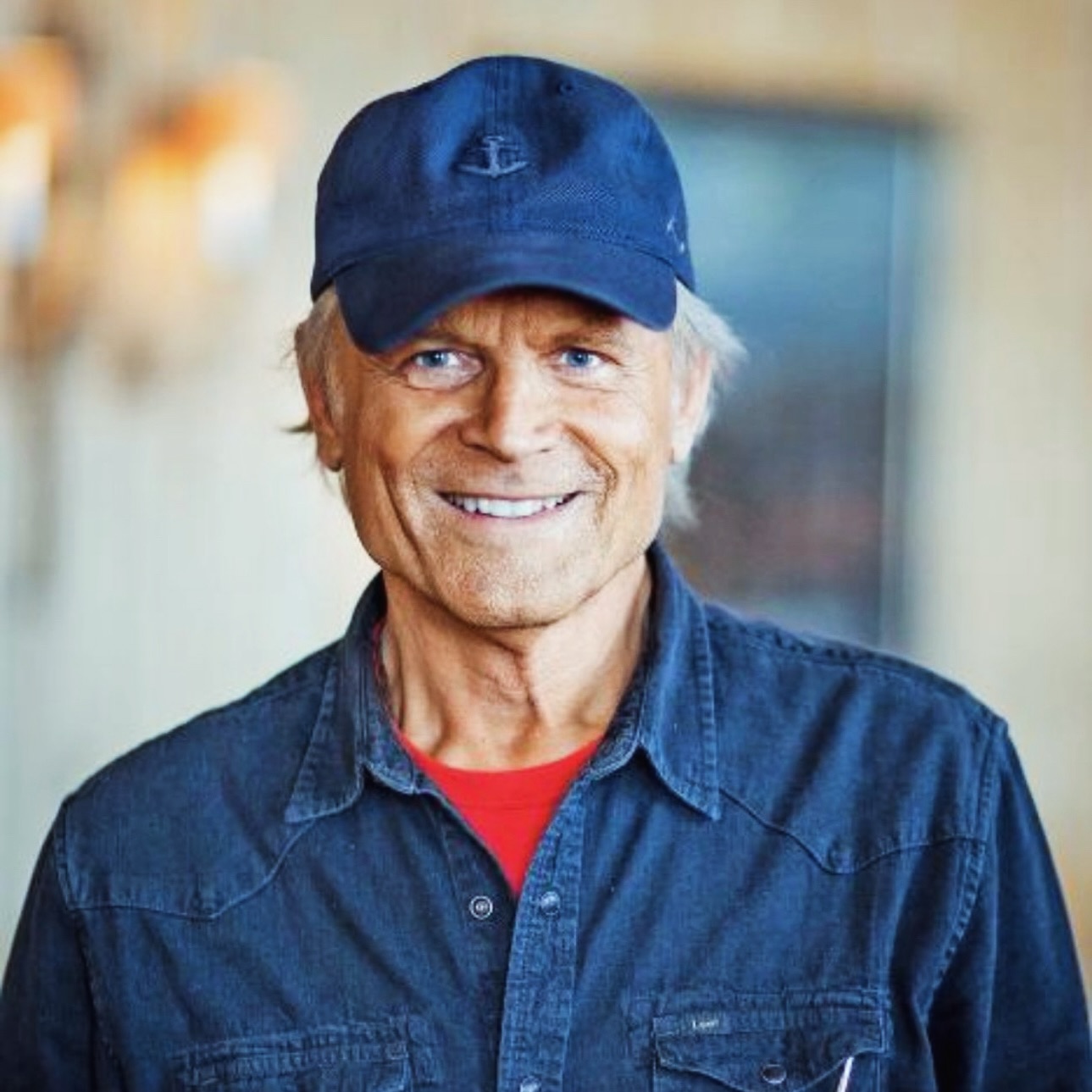 Terence Hill compie 85 anni: le sue passioni sportive e curiosità