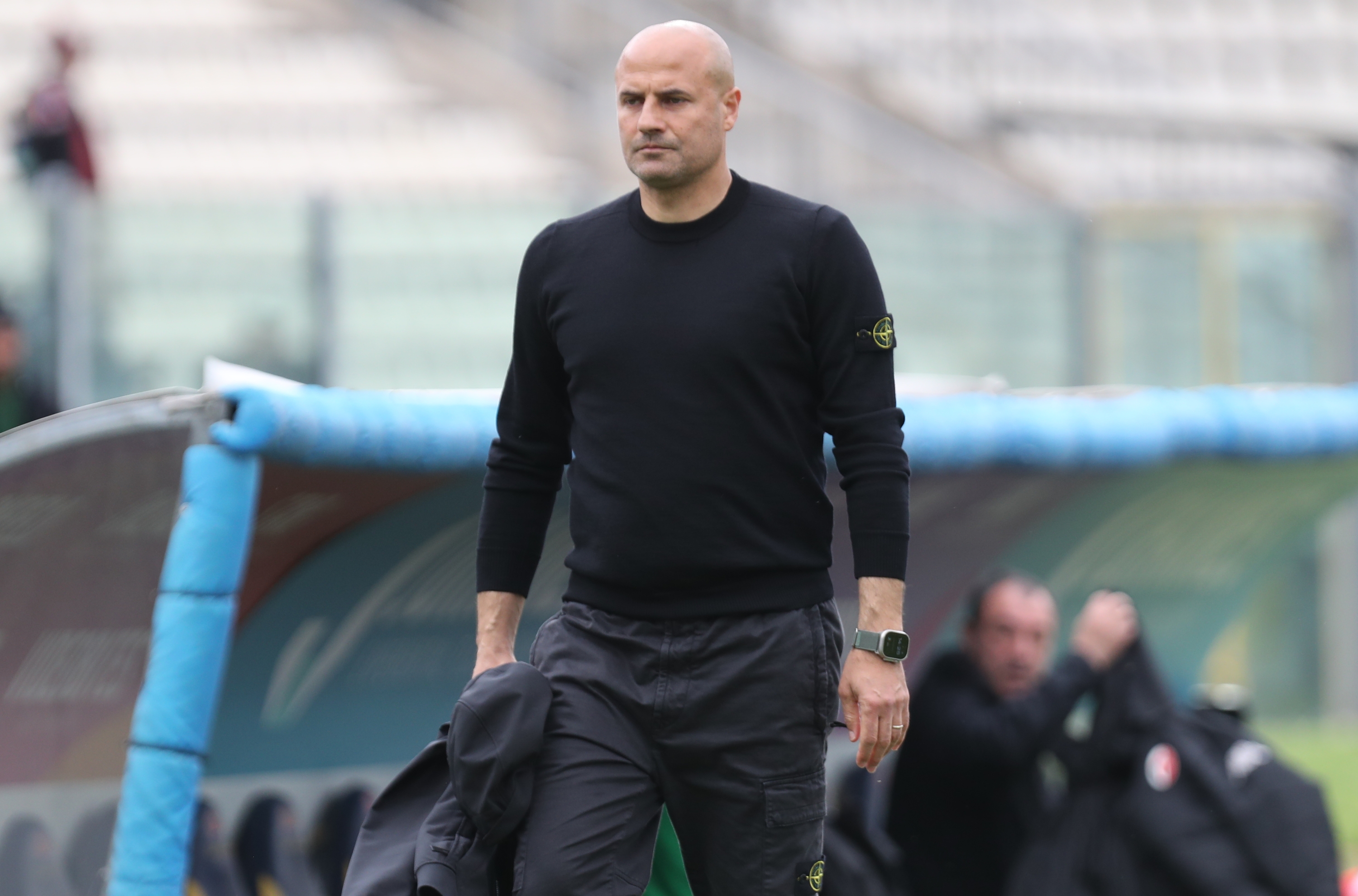 Modena's head coach Paolo Bianco during the Italian Football Championship League BKT 2023/2024 between Modena F.C. and S.S.C. Bari at the Alberto Braglia stadium, Modena, northern Italy, Monday, April 01, 2024. Sport - Soccer - (Photo Michele Nucci - LaPresse)