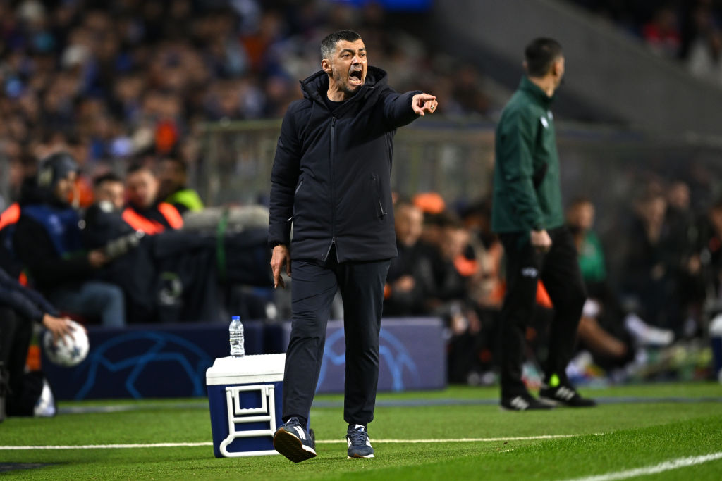PORTO, PORTUGAL - DECEMBER 13: Sergio Conceicao, Head Coach of FC Porto, reacts during the UEFA Champions League match between FC Porto and FC Shakhtar Donetsk at Estadio do Dragao on December 13, 2023 in Porto, Portugal. (Photo by Octavio Passos/Getty Images)