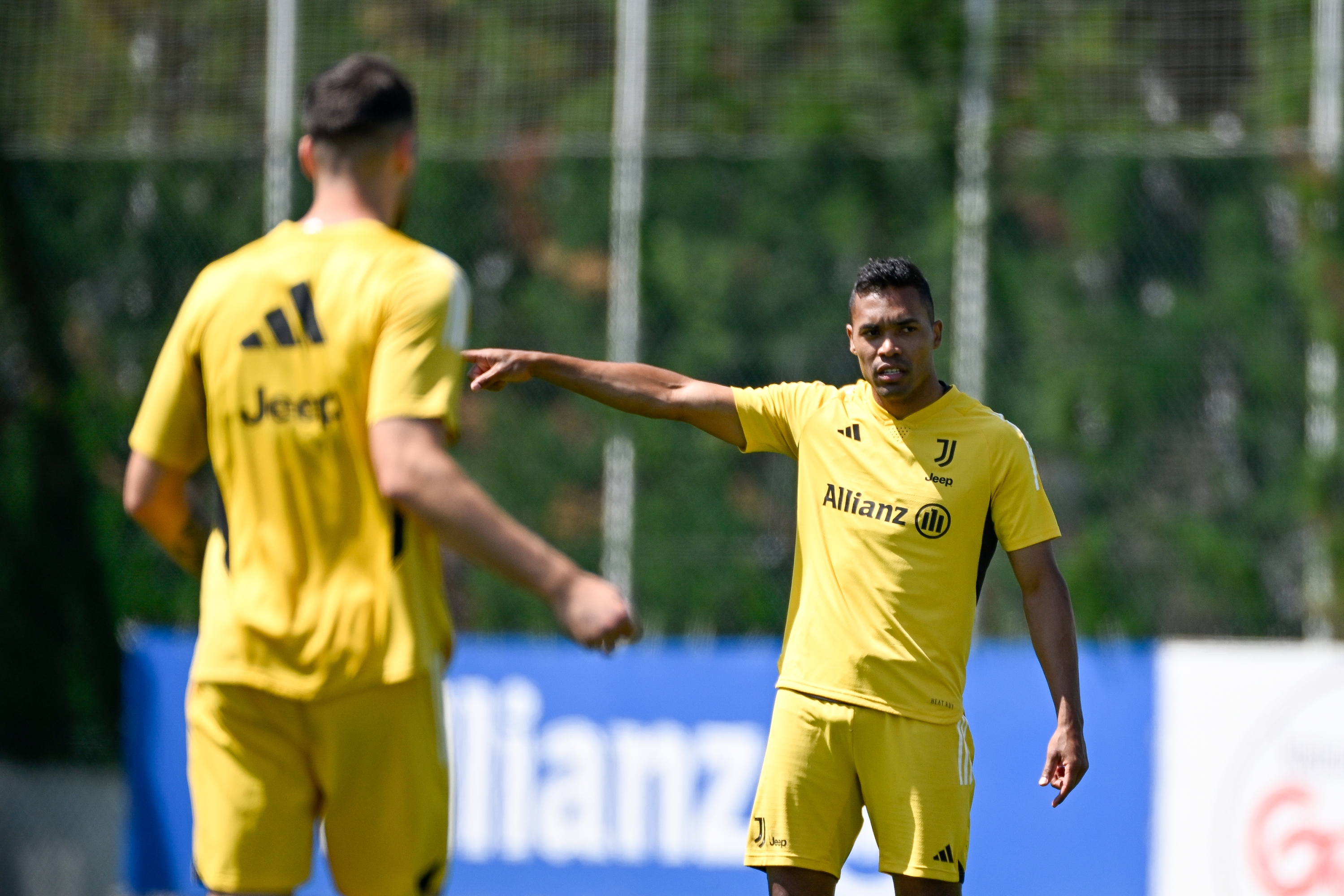 TURIN, ITALY - MAY 19: Alex Sandro of Juventus during a training session at JTC on May 19, 2024 in Turin, Italy.  (Photo by Daniele Badolato - Juventus FC/Juventus FC via Getty Images)