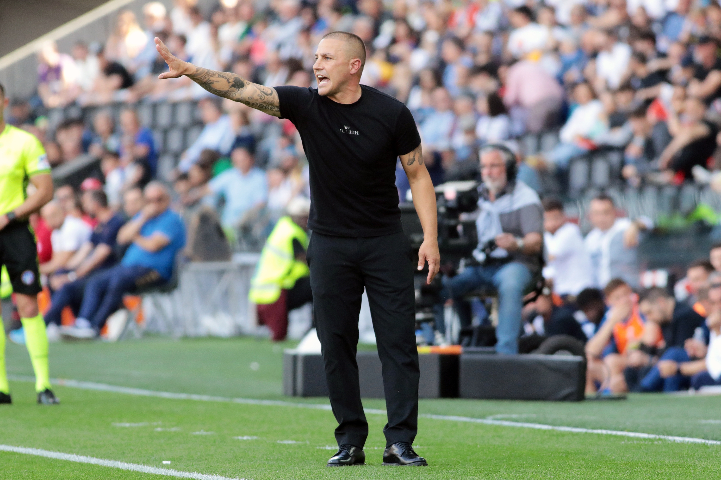 Udineseâs head coach Fabio Cannavaro during the Serie A soccer match between Udinese and Empoli at the Bluenergy Stadium in Udine, north east Italy - Sunday, May 19, 2024. Sport - Soccer (Photo by Andrea Bressanutti/Lapresse)