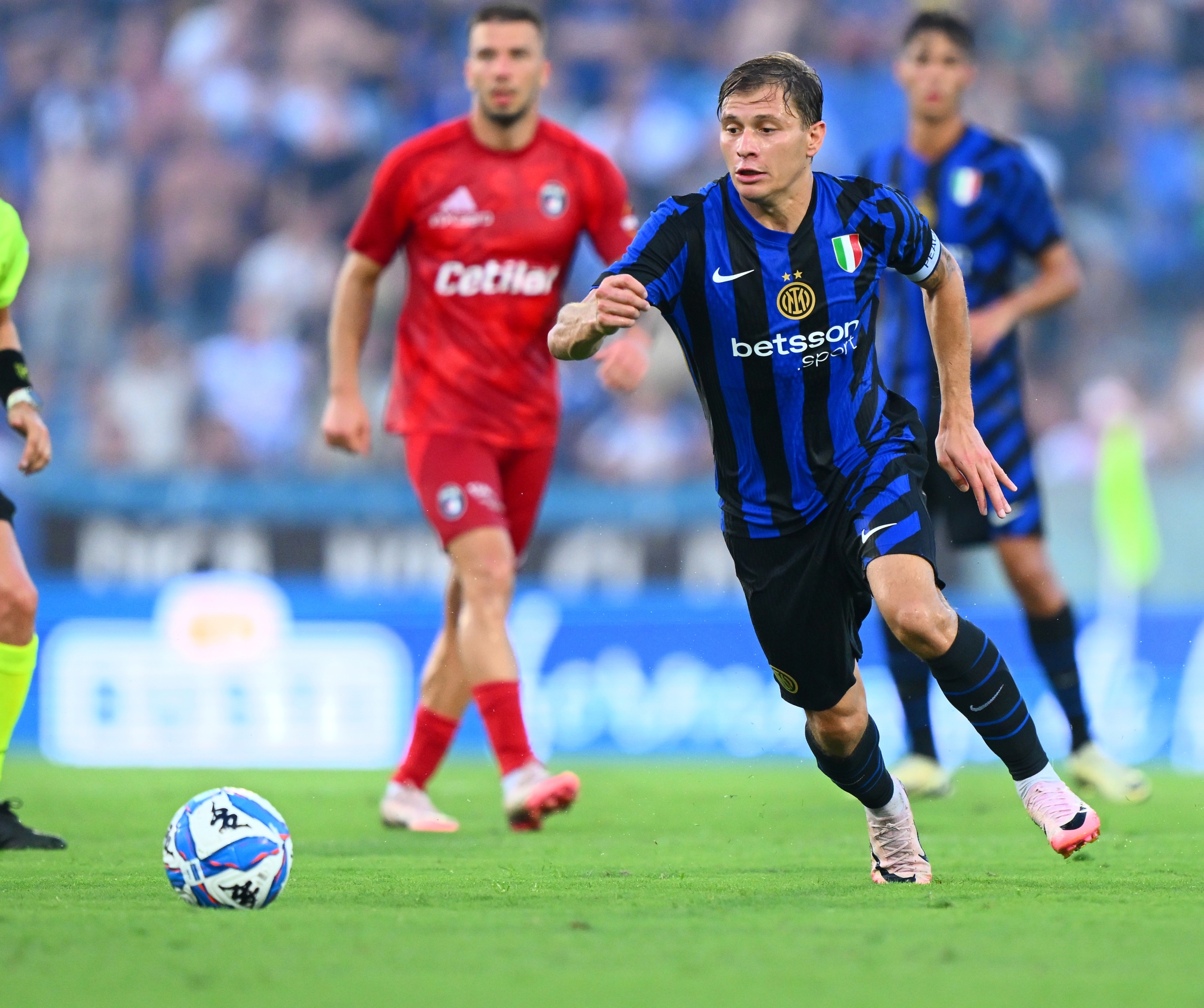 PISA, ITALY - AUGUST 02:  Nicolo Barella of FC Internazionale in action during the pre-season friendly match between Pisa  and FC Internazionale at Arena Garibaldi on August 02, 2024 in Pisa, Italy. (Photo by Mattia Pistoia - Inter/Inter via Getty Images)