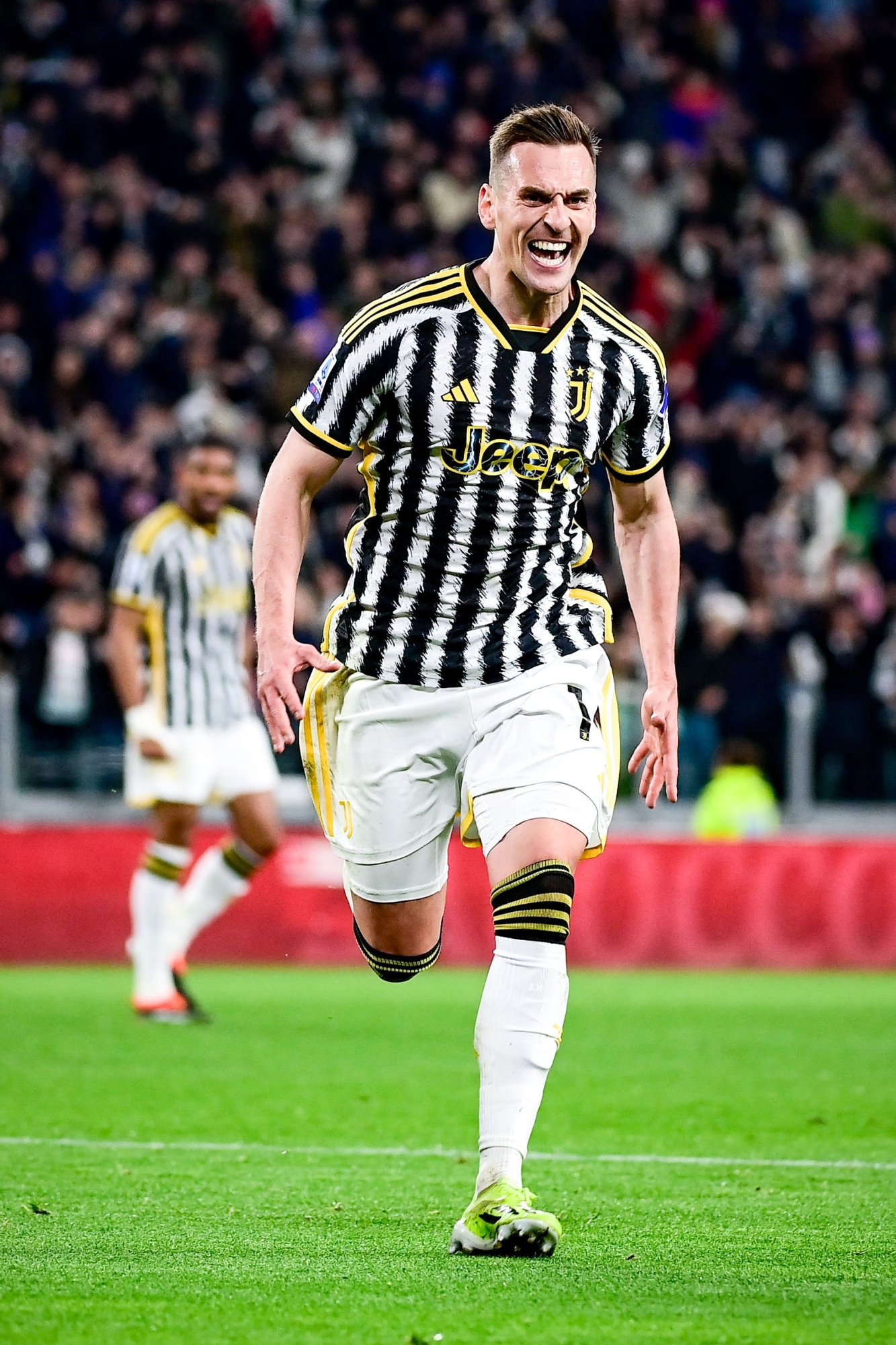 Juventus\' Arkadiusz Milik  celebrates after scoring goal for his team   during the Serie A soccer match between Juventus and Atalanta at the Allianz Stadium in Torino, north west Italy - Sunday, March 10, 2024. Sport - Soccer . (Photo by Marco Alpozzi/Lapresse)