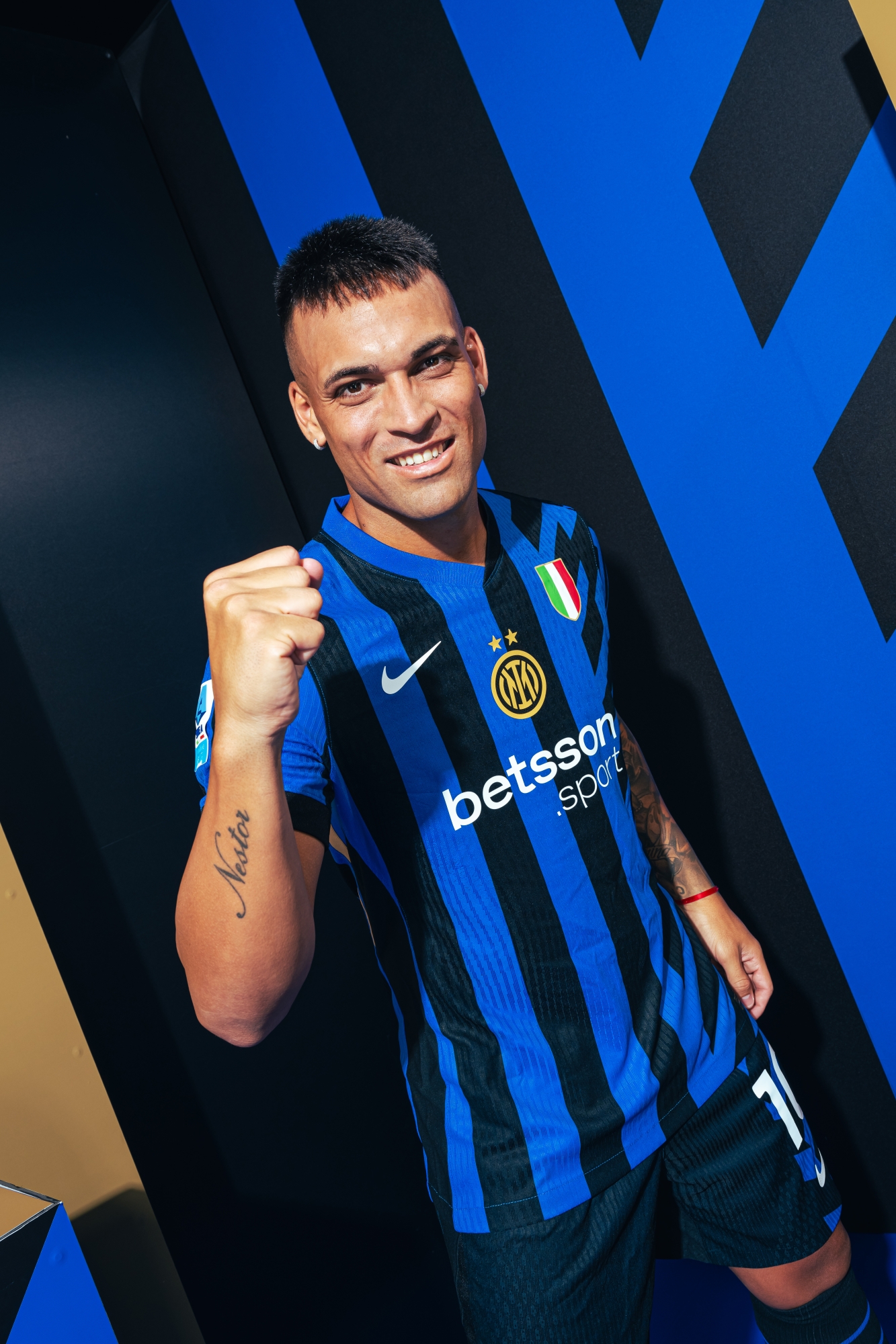 COMO, ITALY - AUGUST 06: Lautaro Martinez of FC Internazionale poses for a portrait at BPER Training Centre at Appiano Gentile on August 06, 2024 in Como, Italy. (Photo by Mattia Pistoia - Inter/Inter via Getty Images)