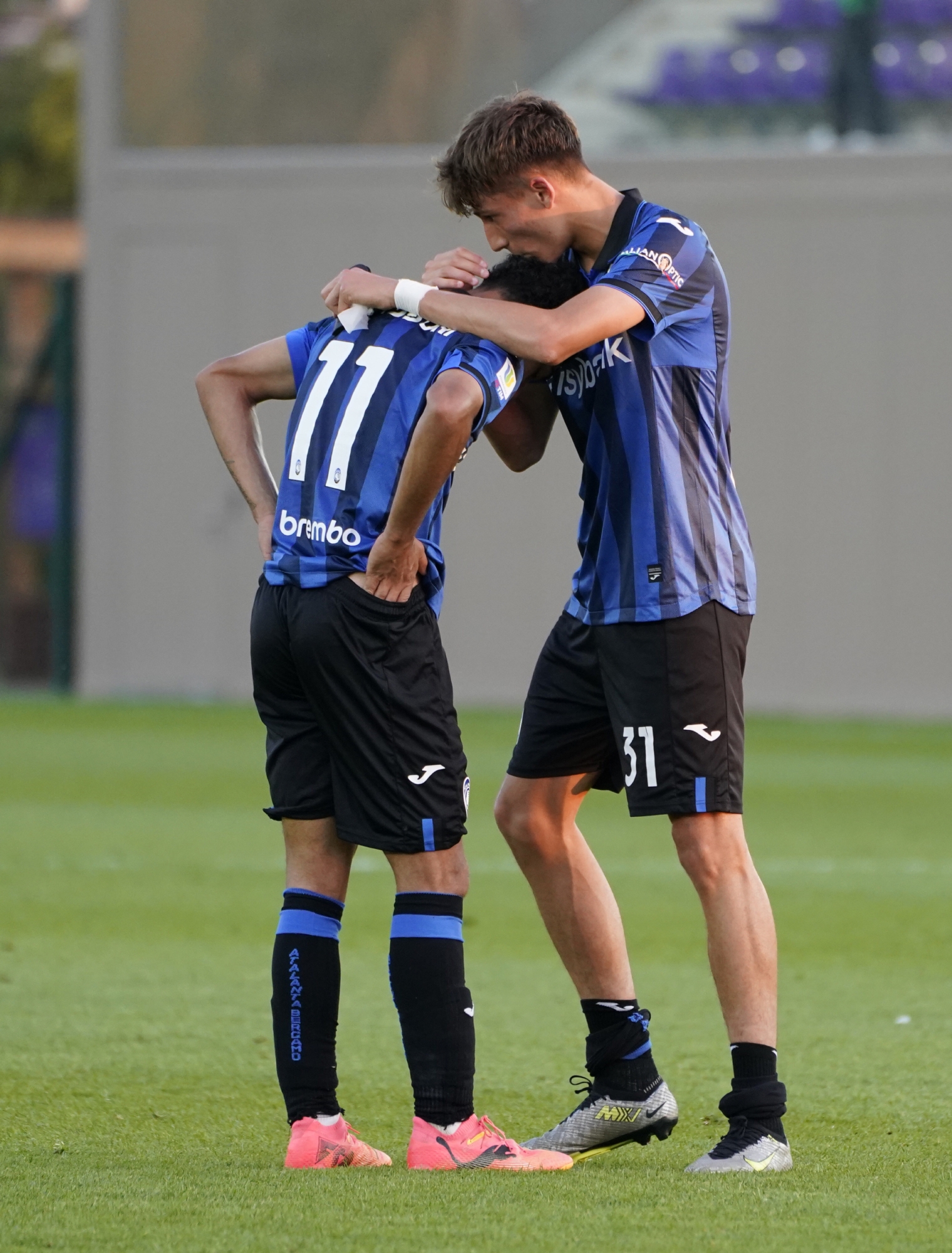 Atalanta’s Dominic Vavassori and Federico Cassa disappointment at the end of the Primavera 1 Tim soccer match between Atalanta and Sassuolo at the Viola Park stadium Curva Fiesole, center of Italy - Wednesday , May 24, 2024. Sport - Soccer (Photo by Marco Bucco/La Presse)