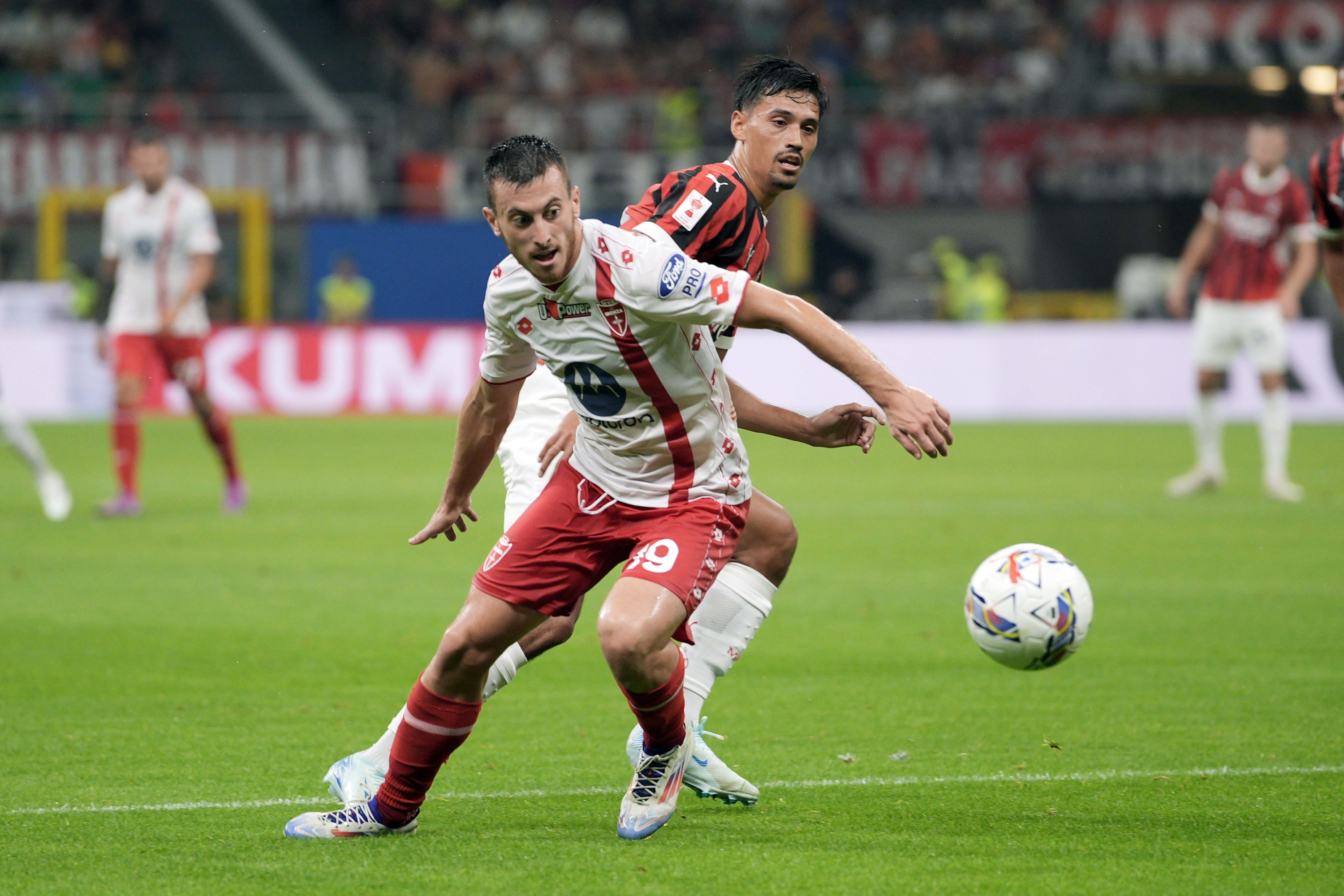 Samuele Birindelli di Monza durante la partita di calcio del Trofeo Silvio Berlusconi (Trofeo Berlusconi) tra Milano e Monza, allo stadio San Siro di Milano, Italia - martedì 13 agosto 2024. Sport - Calcio . (Marco Alpozzi/LaPresse)