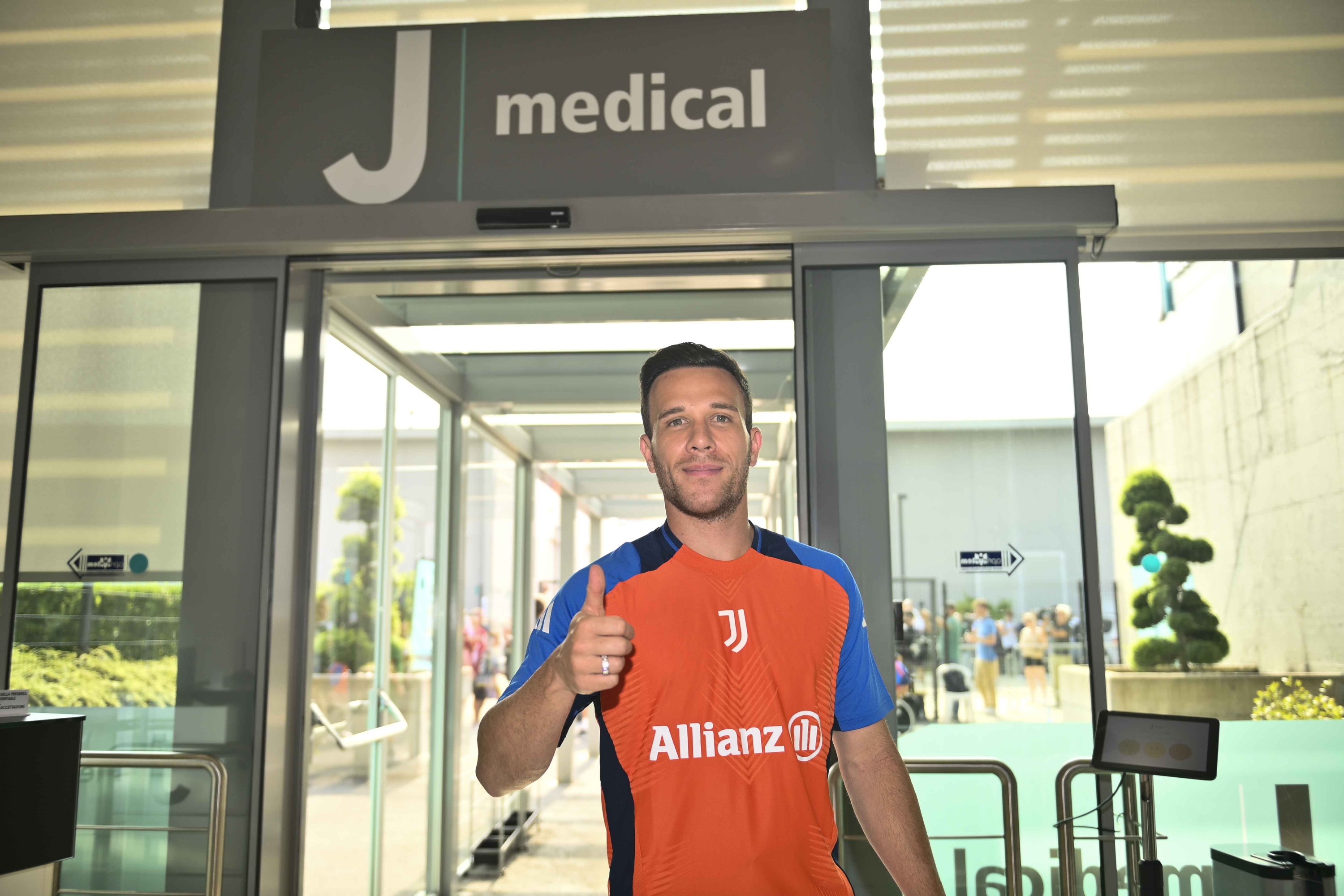 TURIN, ITALY - JULY 10: Arthur of Juventus FC during the Juventus Medical Tests at Jmedical on July 10, 2024 in Turin, Italy. (Photo by Stefano Guidi/Juventus/Juventus FC via Getty Images)