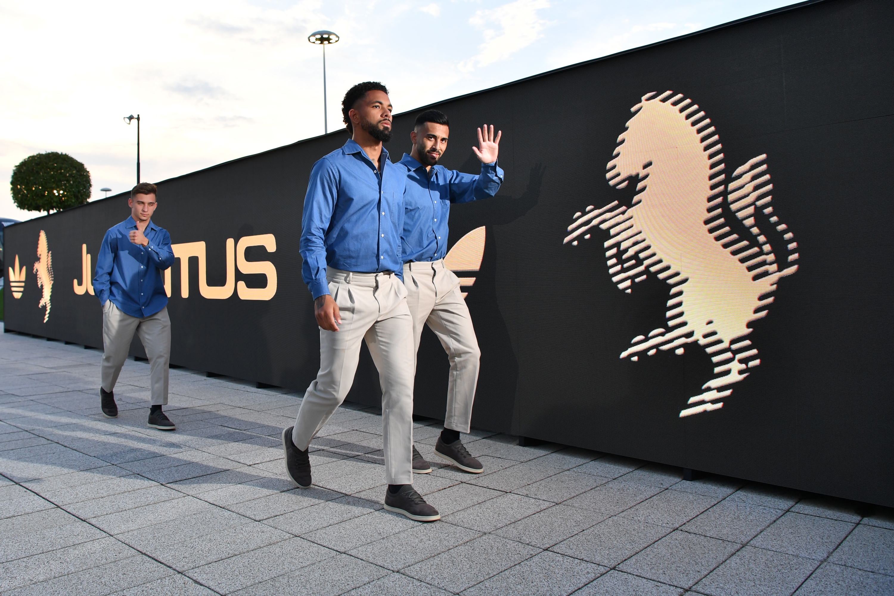 TURIN, ITALY - SEPTEMBER 01: Douglas Luiz and Francisco Conceicao of Juventus arrive at the stadium prior to the Serie A match between Juventus and AS Roma at Allianz Stadium on September 01, 2024 in Turin, Italy. (Photo by Valerio Pennicino - Juventus FC/Juventus FC via Getty Images)