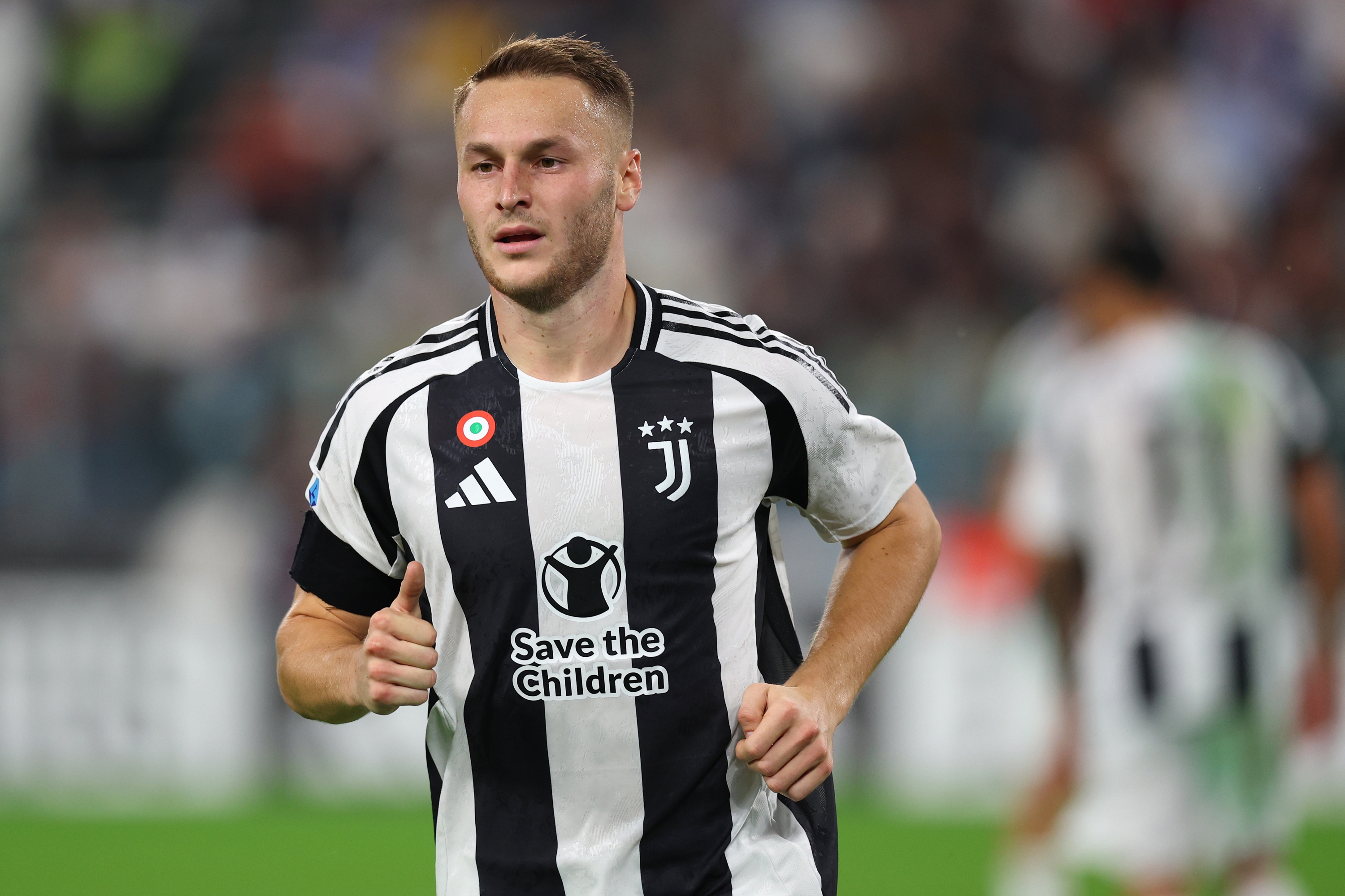 TURIN, ITALY - SEPTEMBER 21: Teun Koopmeiners of Juventus looks on during the Serie A match between Juventus and Napoli at Allianz Stadium on September 21, 2024 in Turin, Italy. (Photo by Juventus FC/Juventus FC via Getty Images)