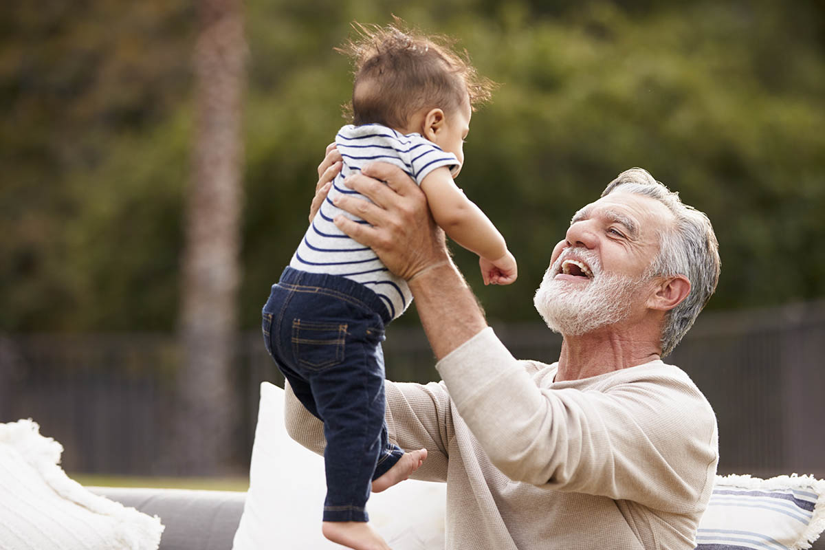 Festa dei nonni 2024 origini, curiosità, idee per il 2 ottobre