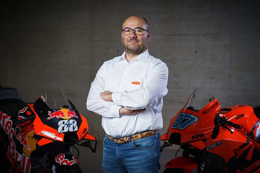 fabiano sterlacchini passa da ktm a nuovo direttore tecnico aprilia