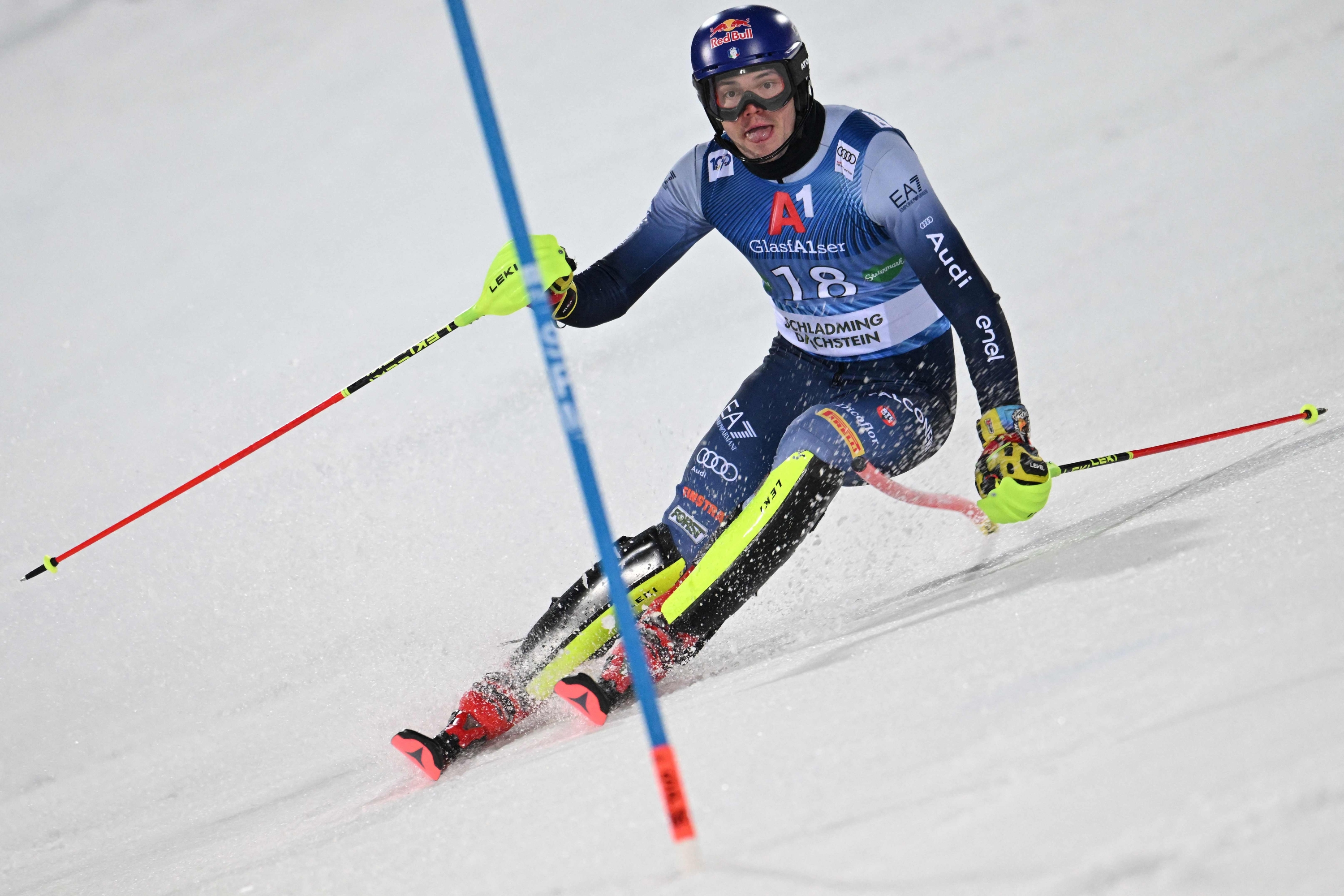 Italy's Alex Vinatzer competes during the men's slalom event of the FIS Alpine Skiing World Cup in Schladming, Austria, on January 24, 2024. (Photo by KERSTIN JOENSSON / AFP)