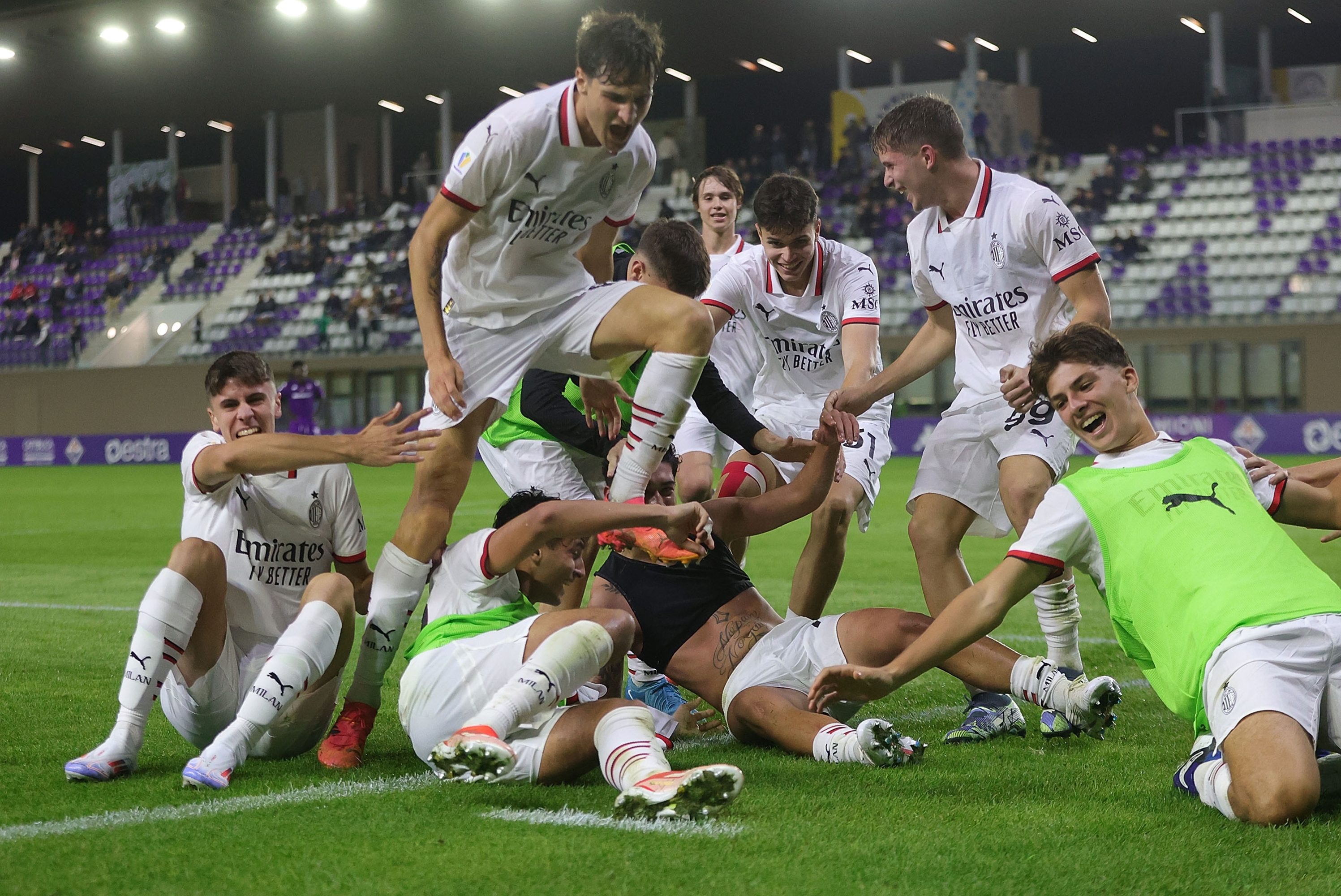  Vincenzo Perrucci of AC Milan U20 celebrates after scoring a goal during the match between ACF Fiorentina U20 and AC Milan U20 Primavera 1 on October 28, 2024 in Florence, Italy. (Photo by Gabriele Maltinti - AC Milan/AC Milan via Getty Images)