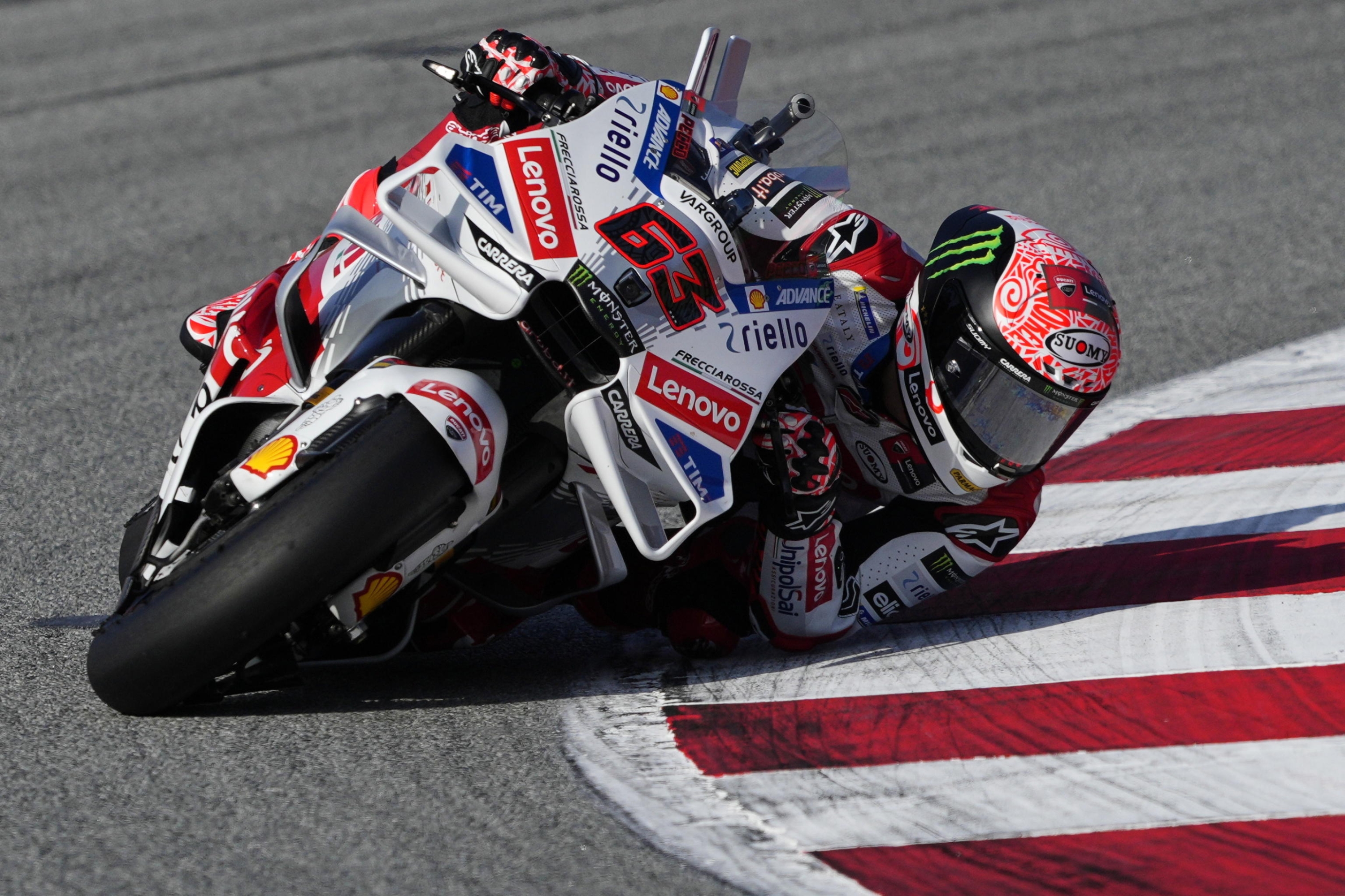 epa11729121 Italian MotoGP rider Francesco Bagnaia of Ducati Team in action during the training session of the Official Barcelona Test for the 2025 season, at Montmelo racetrack in Barcelona, Spain, 19 November 2024.  EPA/Alejandro Garcia