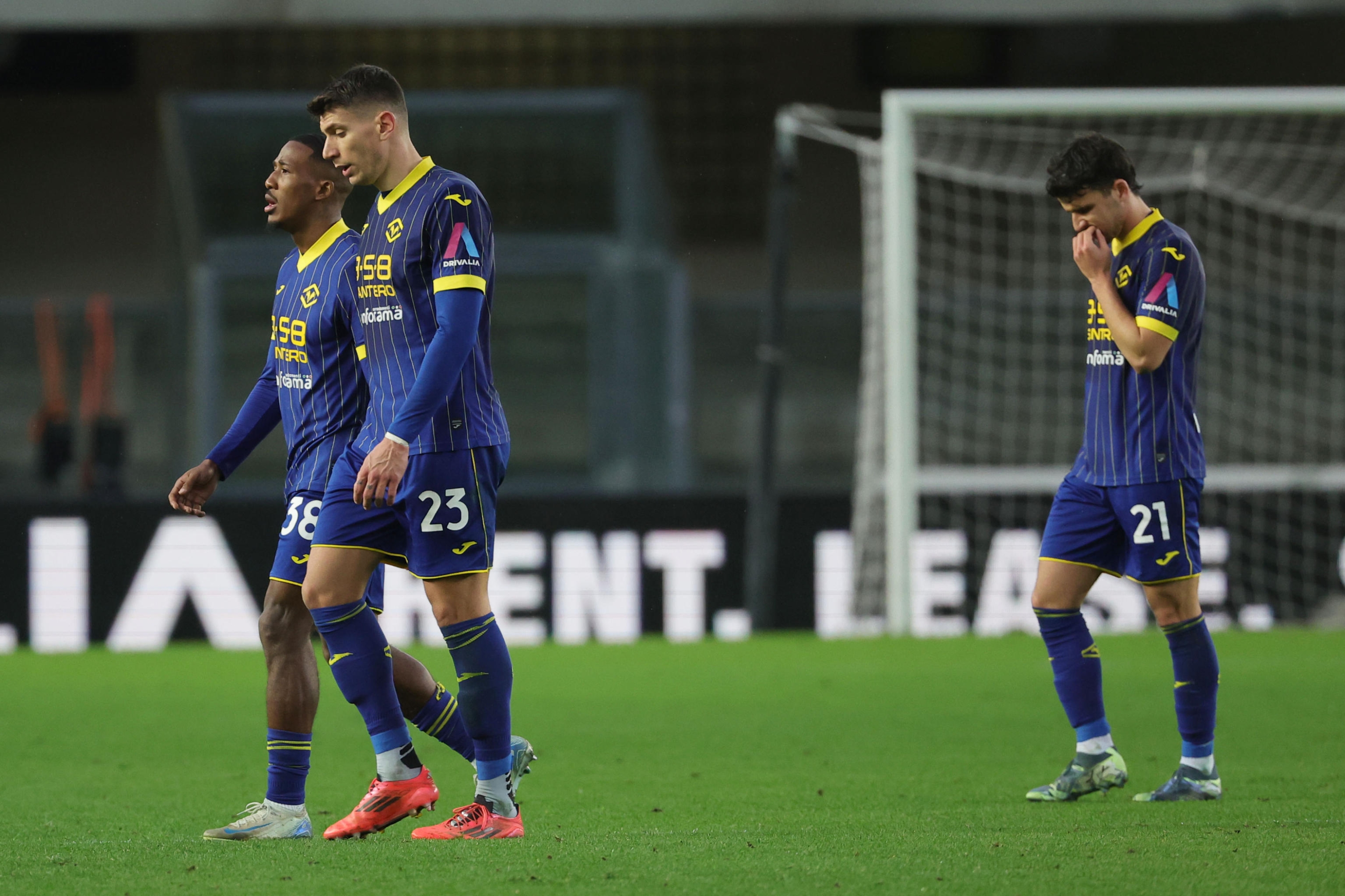 Hellas Verona's Giangiacomo Magnani, Hellas Verona's Jackson Tchatchoua, Hellas Verona's Dani Silva disappointment at the end of the first half during the Italian Serie A soccer match Hellas Verona vs Empoli FC at Marcantonio Bentegodi stadium in Verona, Italy, 8 December 2024.  ANSA/EMANUELE PENNACCHIO