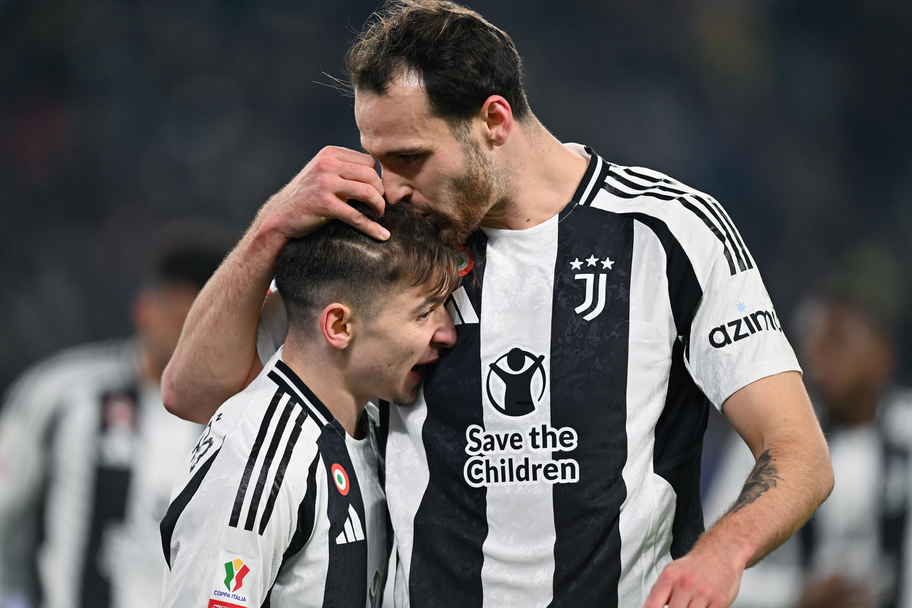 Juventus' Francisco Conceicao jubilates with his teammate after scoring the gol (3-0) during the Coppa Italia soccer match round of 16 Juventus FC vs Cagliari Calcio at the Allianz Stadium in Turin, Italy, 17 December 2024 ANSA/ALESSANDRO DI MARCO