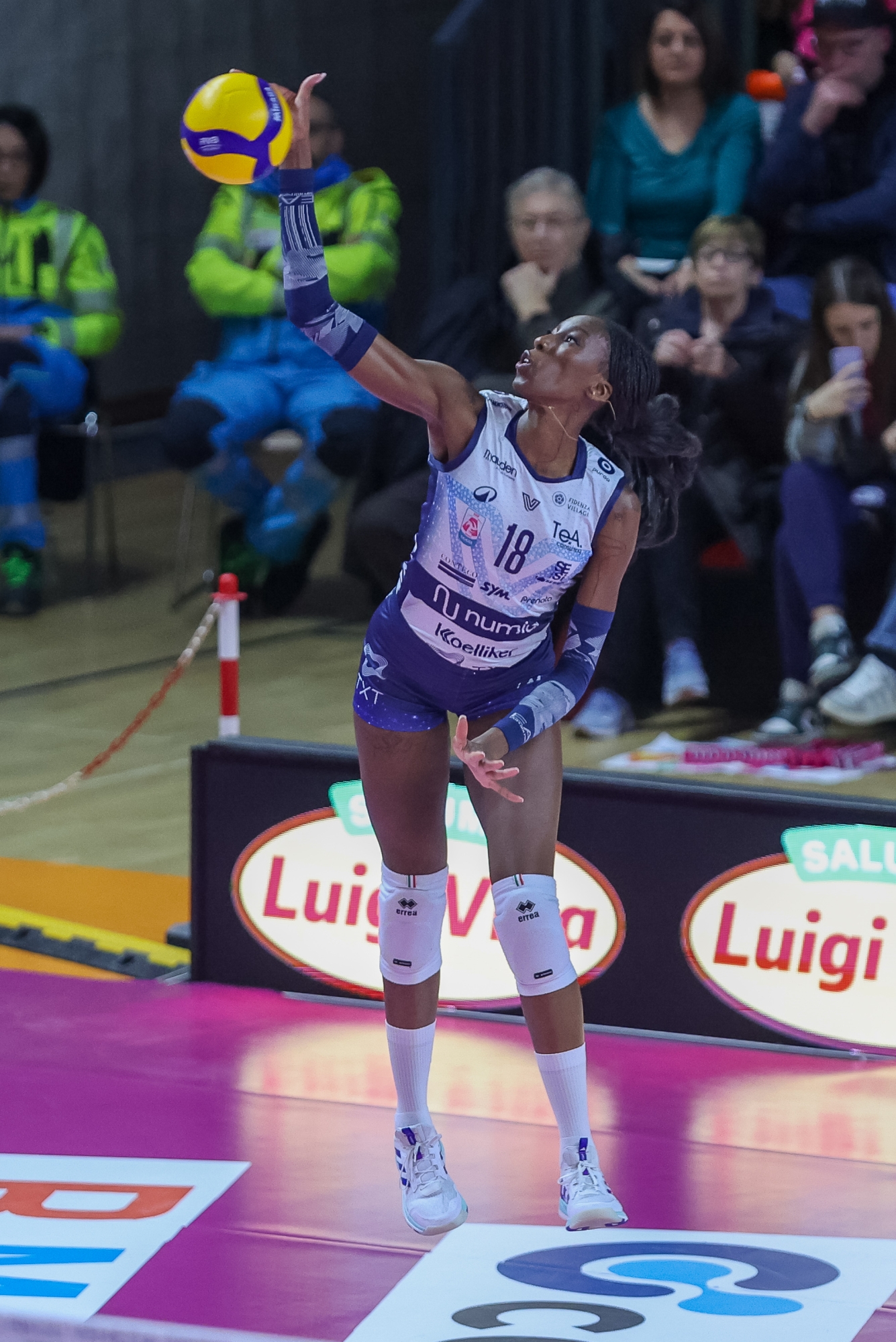 PAOLA EGONU
CDA TALMASSONS - NUMIA VERO VOLLEY MILANO
PALLAVOLO CAMPIONATO ITALIANO VOLLEY SERIE A1-F 2024-25
LATISANA (UD) 17-11-2024
FOTO FILIPPO RUBIN / LVF