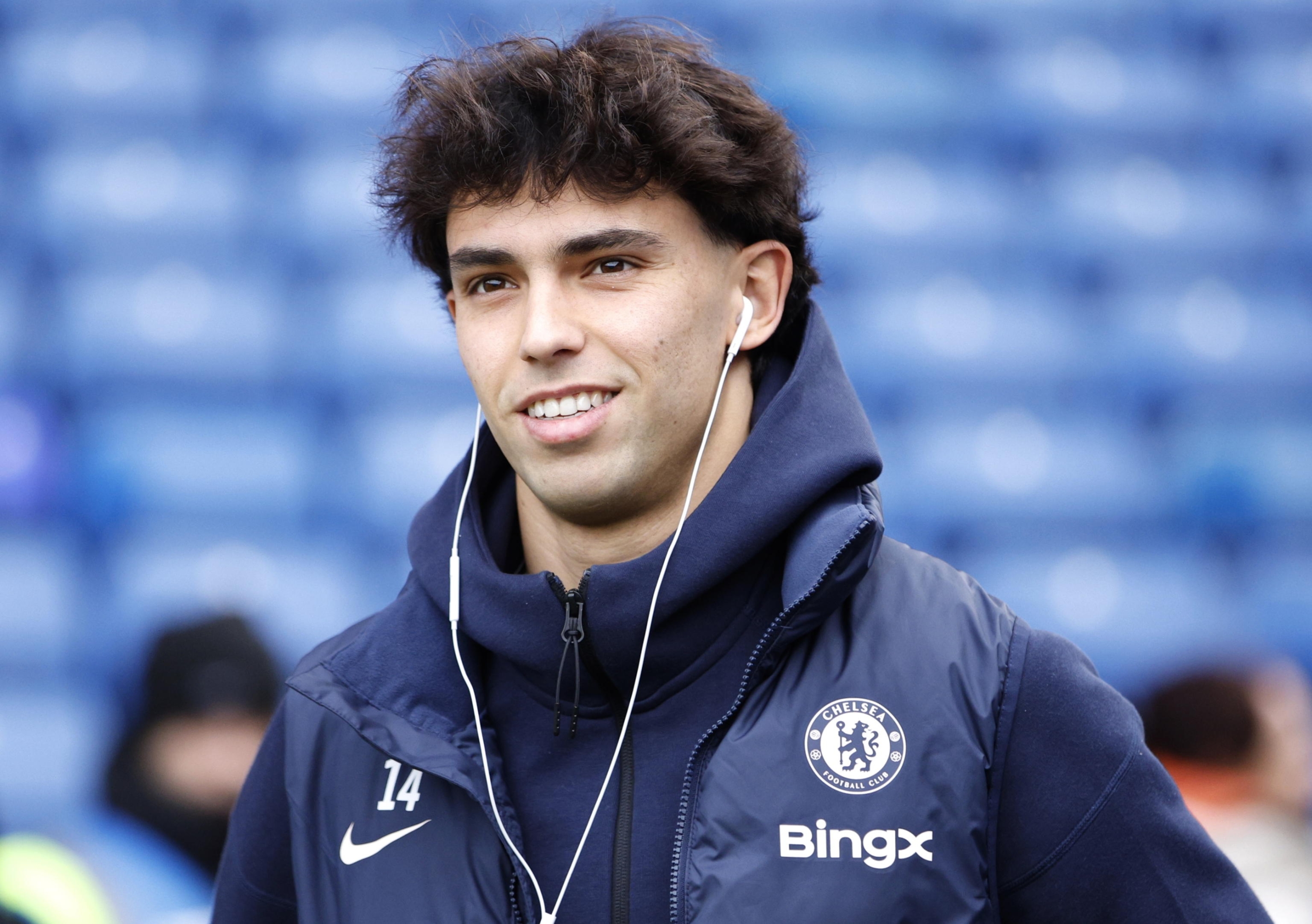 epa11805502 Chelsea's Joao Felix inspects the pitch ahead of the English Premier League match between Crystal Palace FC and Chelsea FC, in London, Britain, 04 January 2025.  EPA/DAVID CLIFF EDITORIAL USE ONLY. No use with unauthorized audio, video, data, fixture lists, club/league logos, 'live' services or NFTs. Online in-match use limited to 120 images, no video emulation. No use in betting, games or single club/league/player publications.