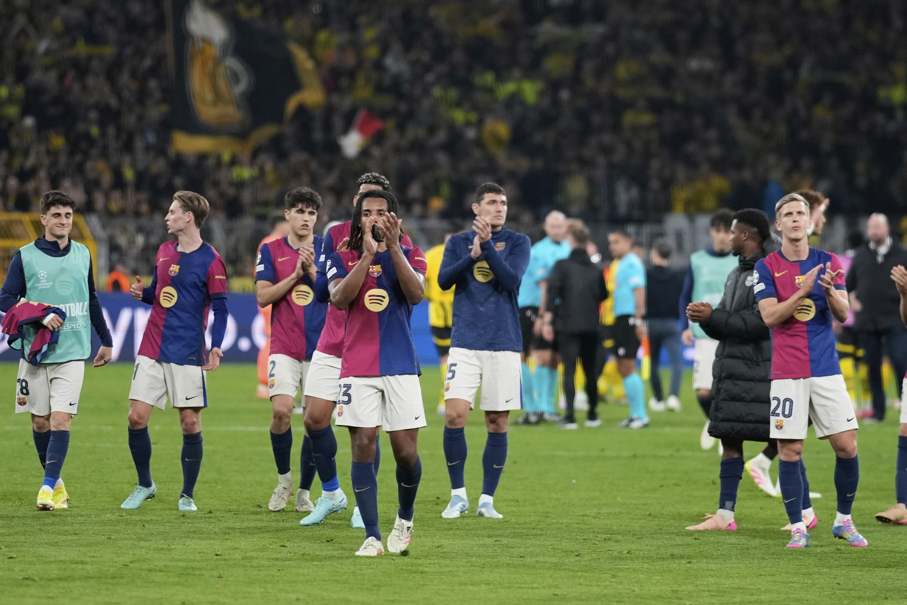 تطبيق بروتوكول أمني مشدد لمباراة برشلونة وإنتر في نصف نهائي دوري الأبطال