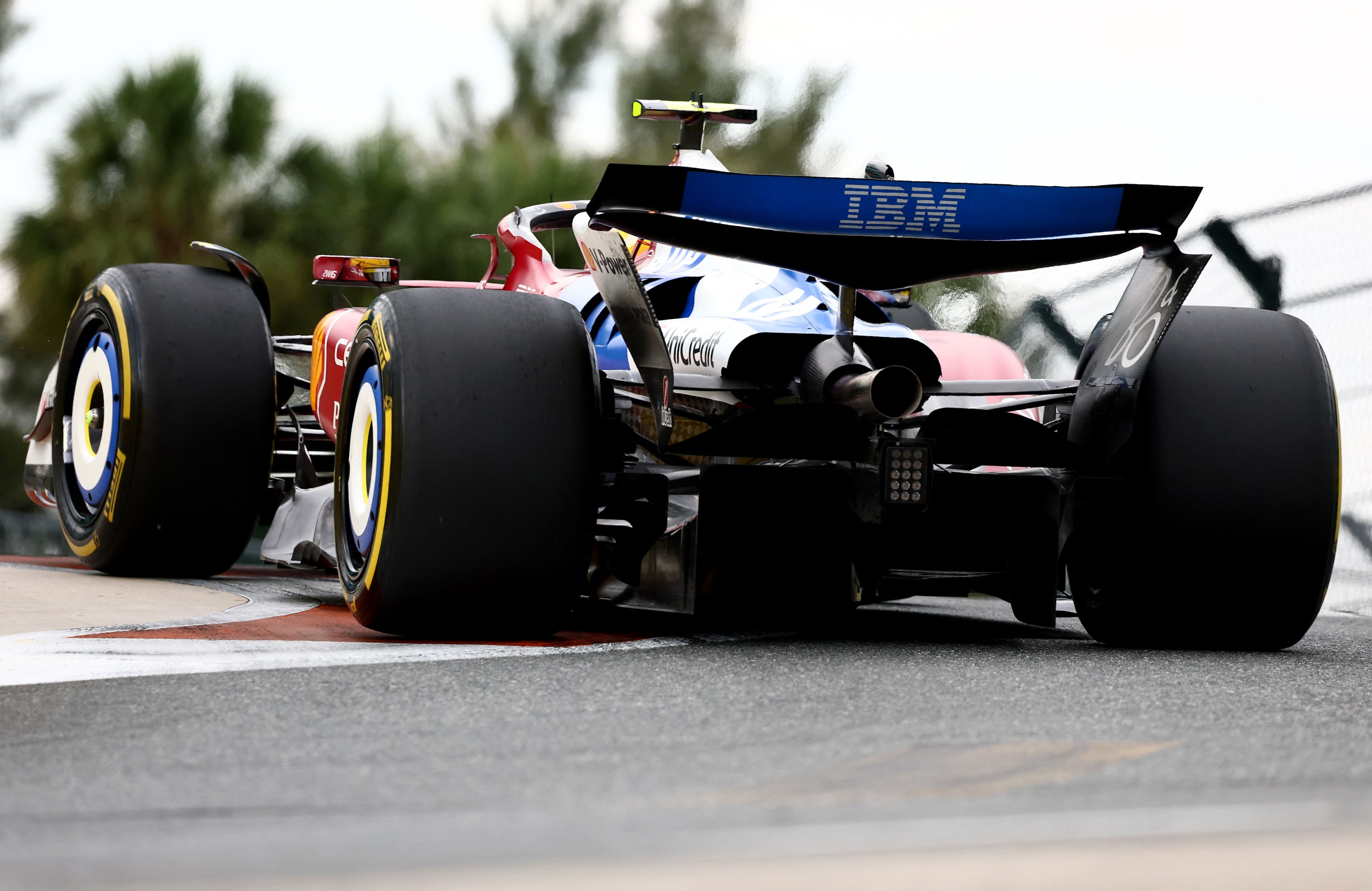 Lewis Hamilton of Great Britain driving the (44) Scuderia Ferrari SF-25 on track during the F1 Grand Prix of Miami at Miami International Autodrome on May 04, 2025 in Miami, Florida. Clive Rose/Getty Images/AFP (Photo by CLIVE ROSE / GETTY IMAGES NORTH AMERICA / Getty Images via AFP)