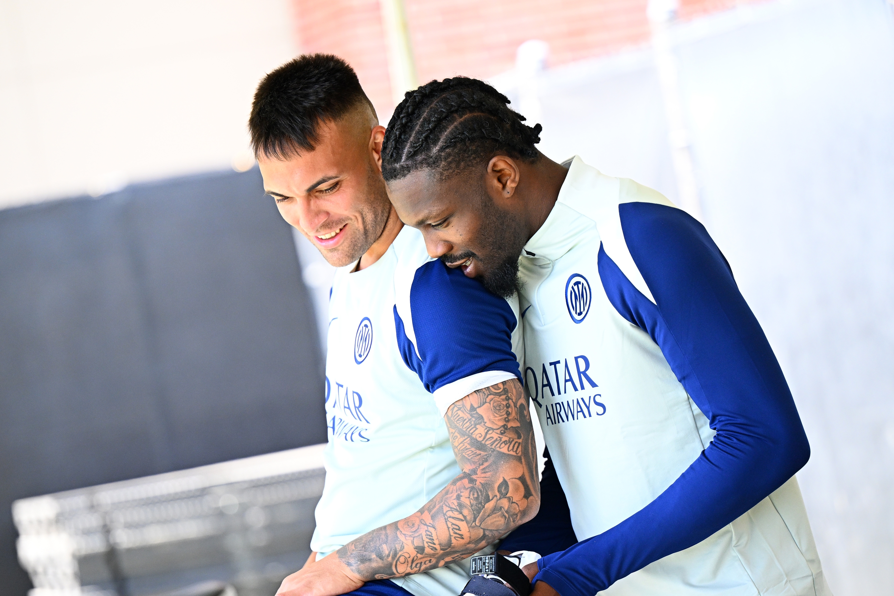 Lautaro Martínez of FC Internazionale and Marcus Thuram of FC Internazionale looks on during the Training session ahead of their FIFA Club World Cup 2025 Group E match between Monterrey and Inter Milan at UCLA Stadium on June 16, 2025 in Los Angeles, California. (Photo by Mattia Ozbot - Inter/Inter via Getty Images)