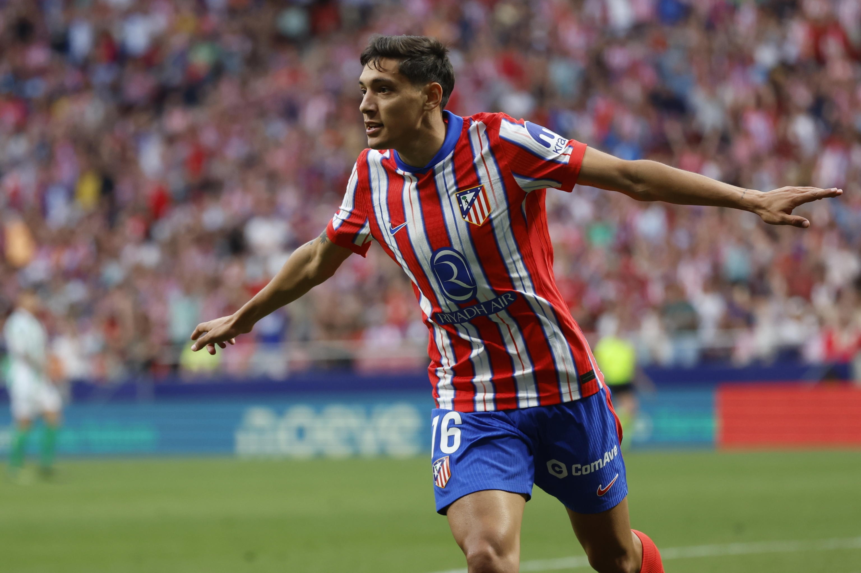 أتلتيكو مدريد يفتح الباب أمام يوفنتوس لضم ناويل مولينا مع إمكانية دخول فلاهوفيتش في الصفقة