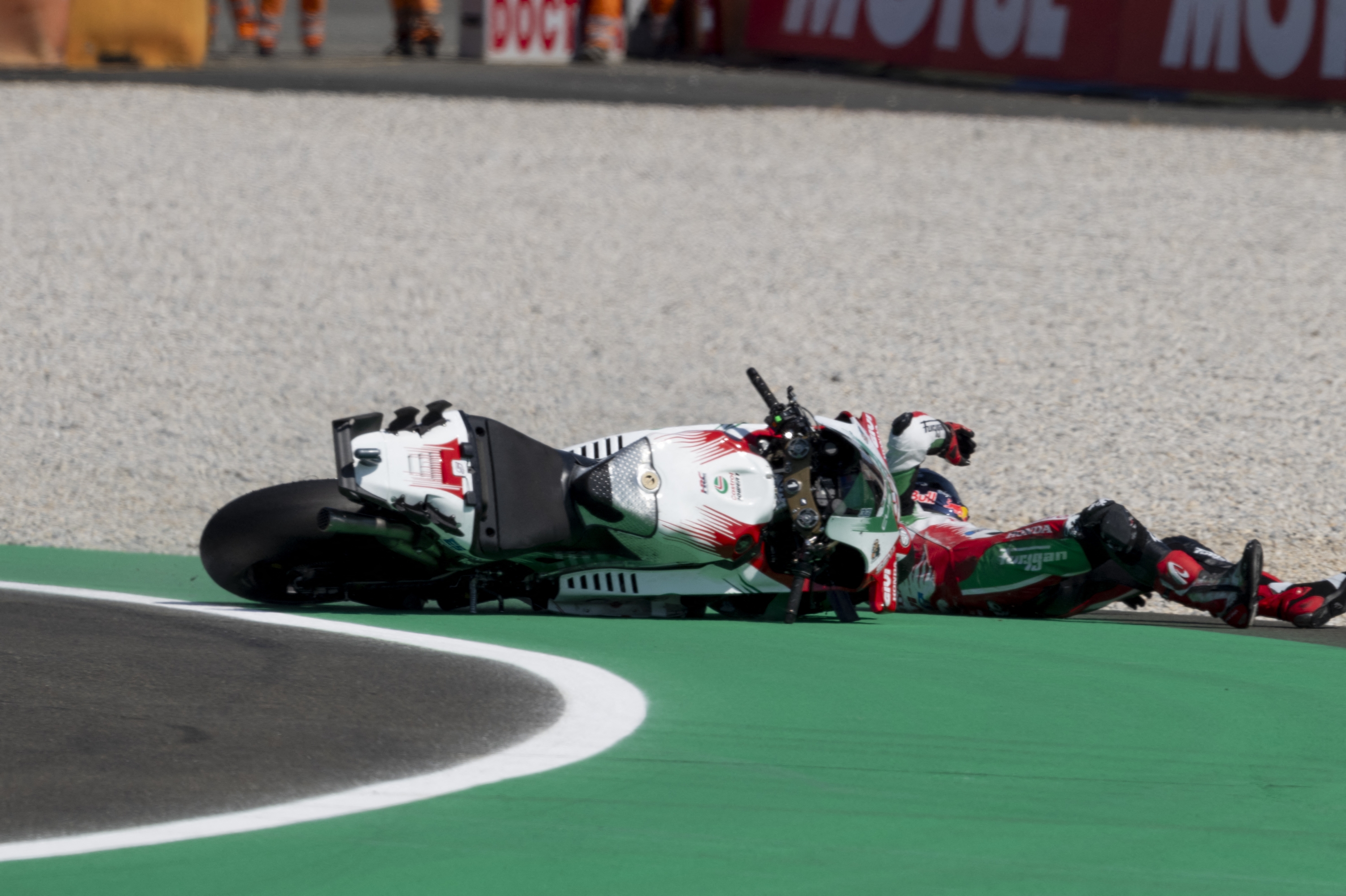 Johann Zarco (LCR Honda) was 11th in Q2, despite a crash at the end of the session, in Le Mans, the 10 may 2025.
Johann Zarco (LCR Honda) s est classe 11eme en Q2, malgre une chute en fin de seance, a Le Mans, le 10 mai 2025. (Photo by Serge Tenani / Hans Lucas via AFP)