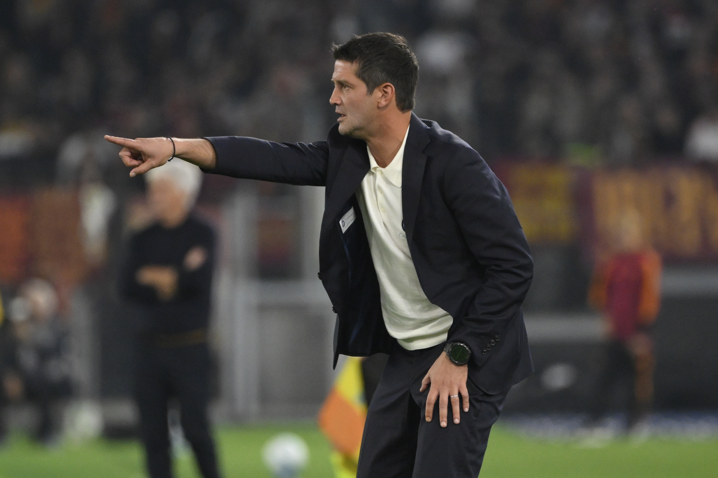 Inter Milan’s head coach Cristian Chivu during the Serie A Enilive soccer match between AS Roma and Inter FC Internazionale at the Rome's Olympic stadium, Italy - Saturday, October 18, 2025. Sport - Soccer. (Photo by Fabrizio Corradetti / LaPresse)