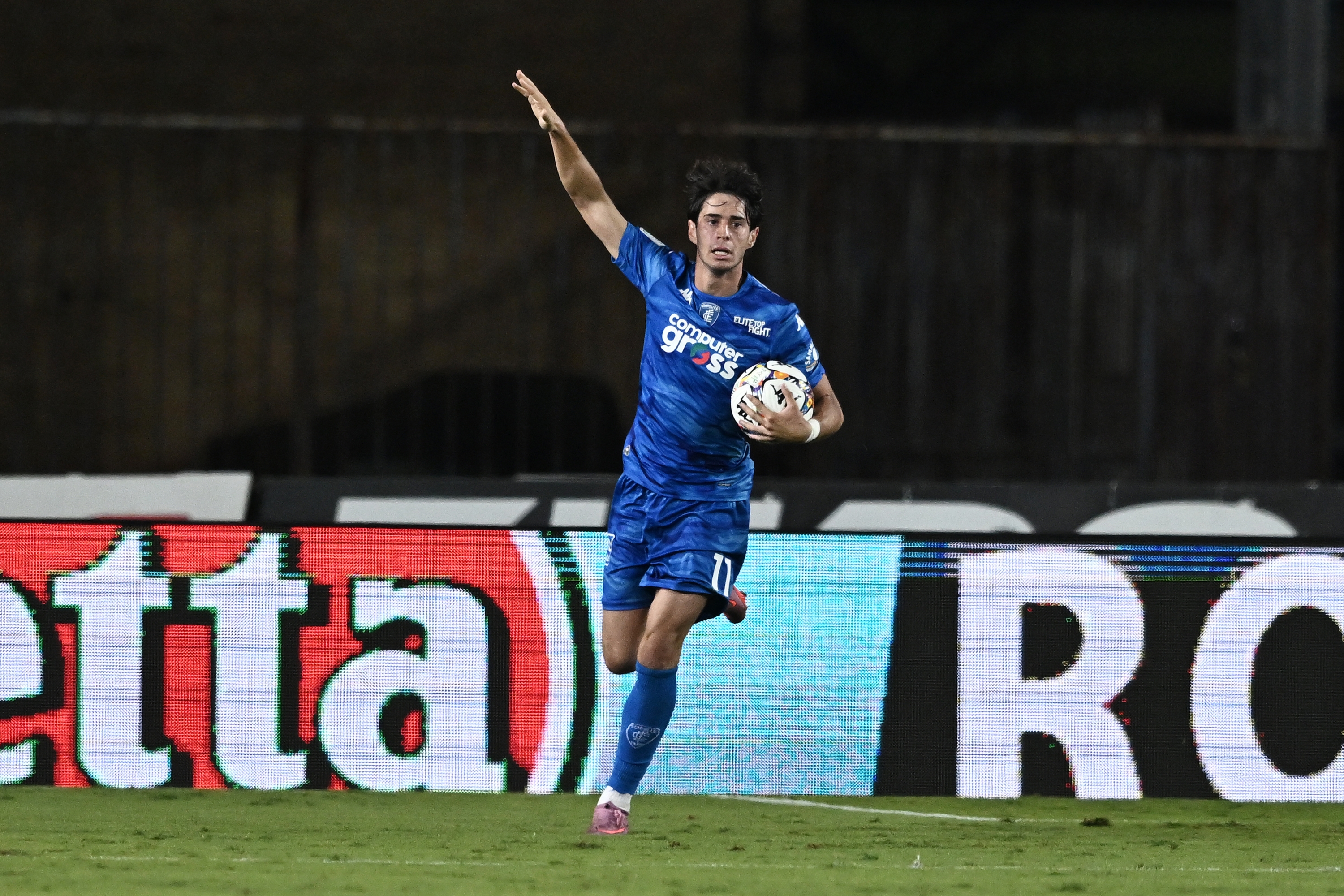 durante la partita di Serie B tra Empoli e Carrarese allo stadio Carlo Castellani - Computer Gross Arena, Italia - Domenica 28 Settembre 2025. Sport - Calcio. (Foto Lapresse)