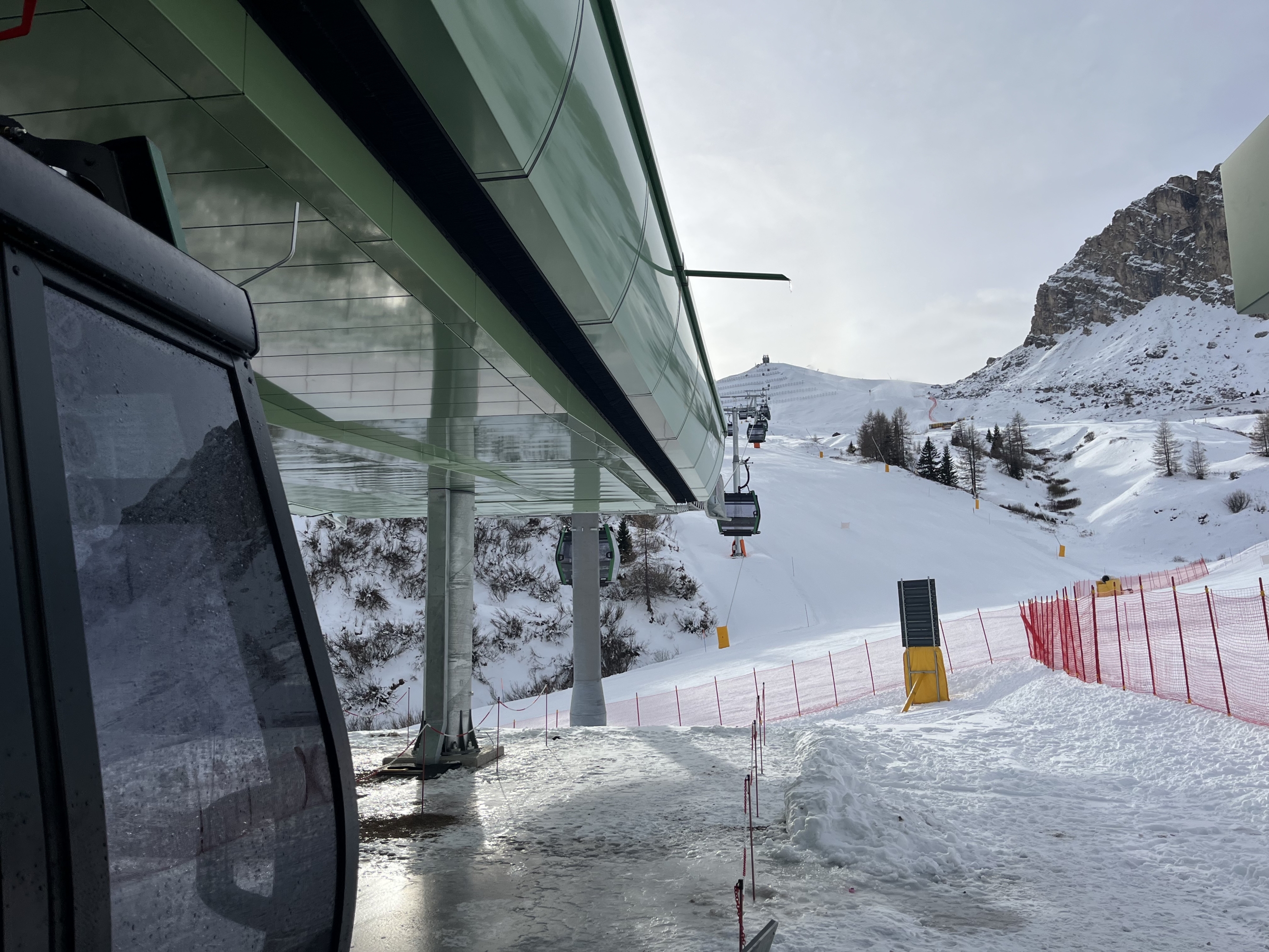 La nuova telecabina Lezuo arabba pordoi inverno 2025 2026 sci neve montagna dolomiti superski