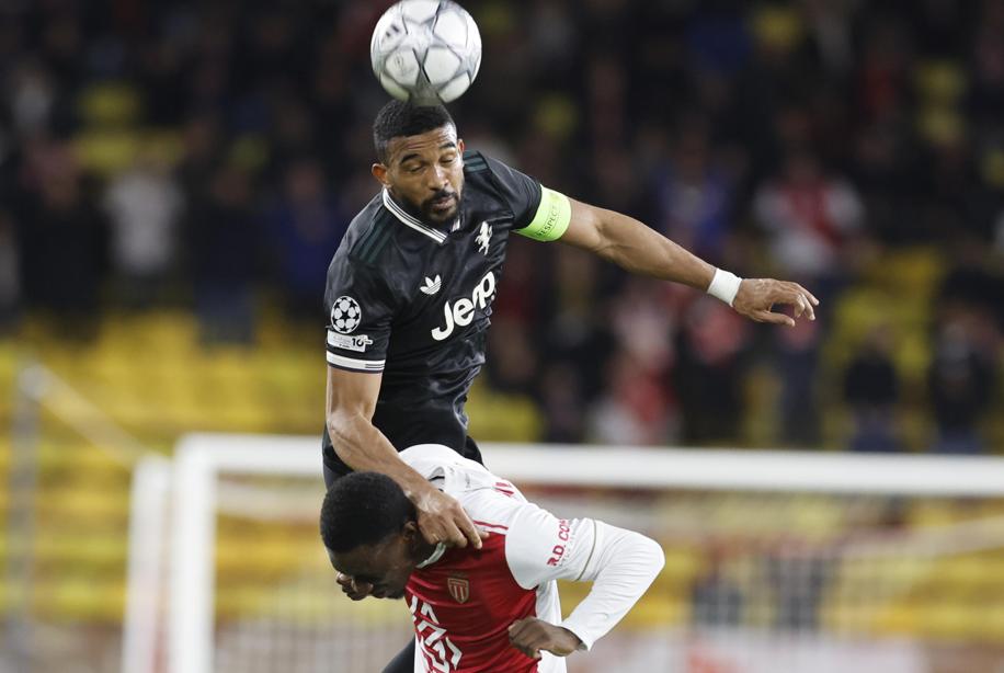 إصابة عضلية تبعد بريمر عن مباراة يوفنتوس ضد غلطة سراي في دوري أبطال أوروبا