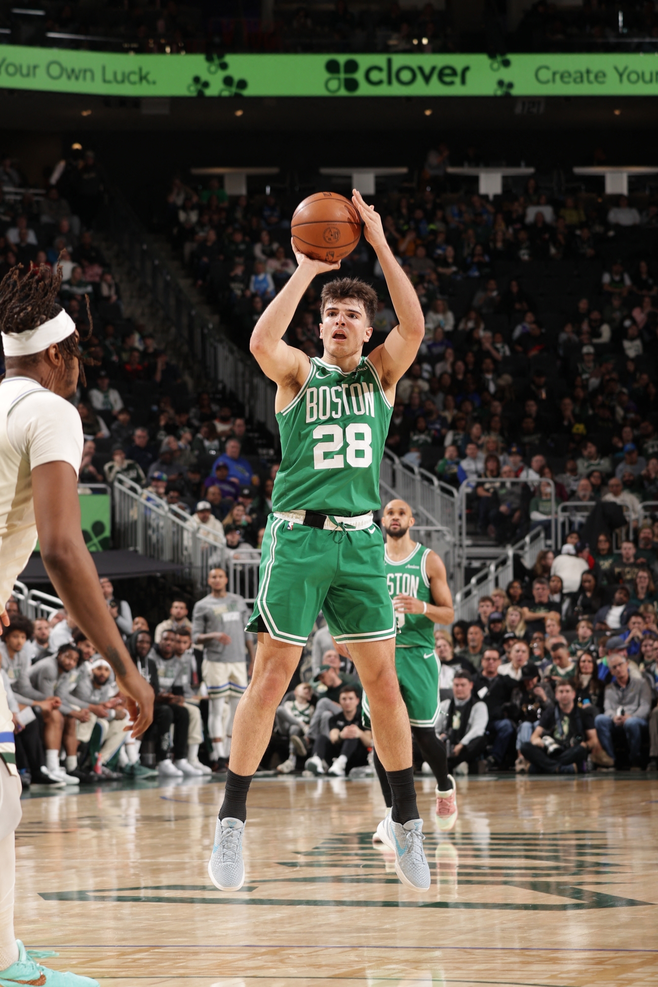  Hugo Gonzalez #28 of the Boston Celtics shoots a three point basket against the Milwaukee Bucks on March 2, 2026 at Fiserv Forum Center in Milwaukee, Wisconsin. NOTE TO USER: User expressly acknowledges and agrees that, by downloading and or using this Photograph, user is consenting to the terms and conditions of the Getty Images License Agreement. Mandatory Copyright Notice: Copyright 2026 NBAE   Gary Dineen/NBAE via Getty Images/AFP. (Photo by Gary Dineen / NBAE / Getty Images / Getty Images via AFP)