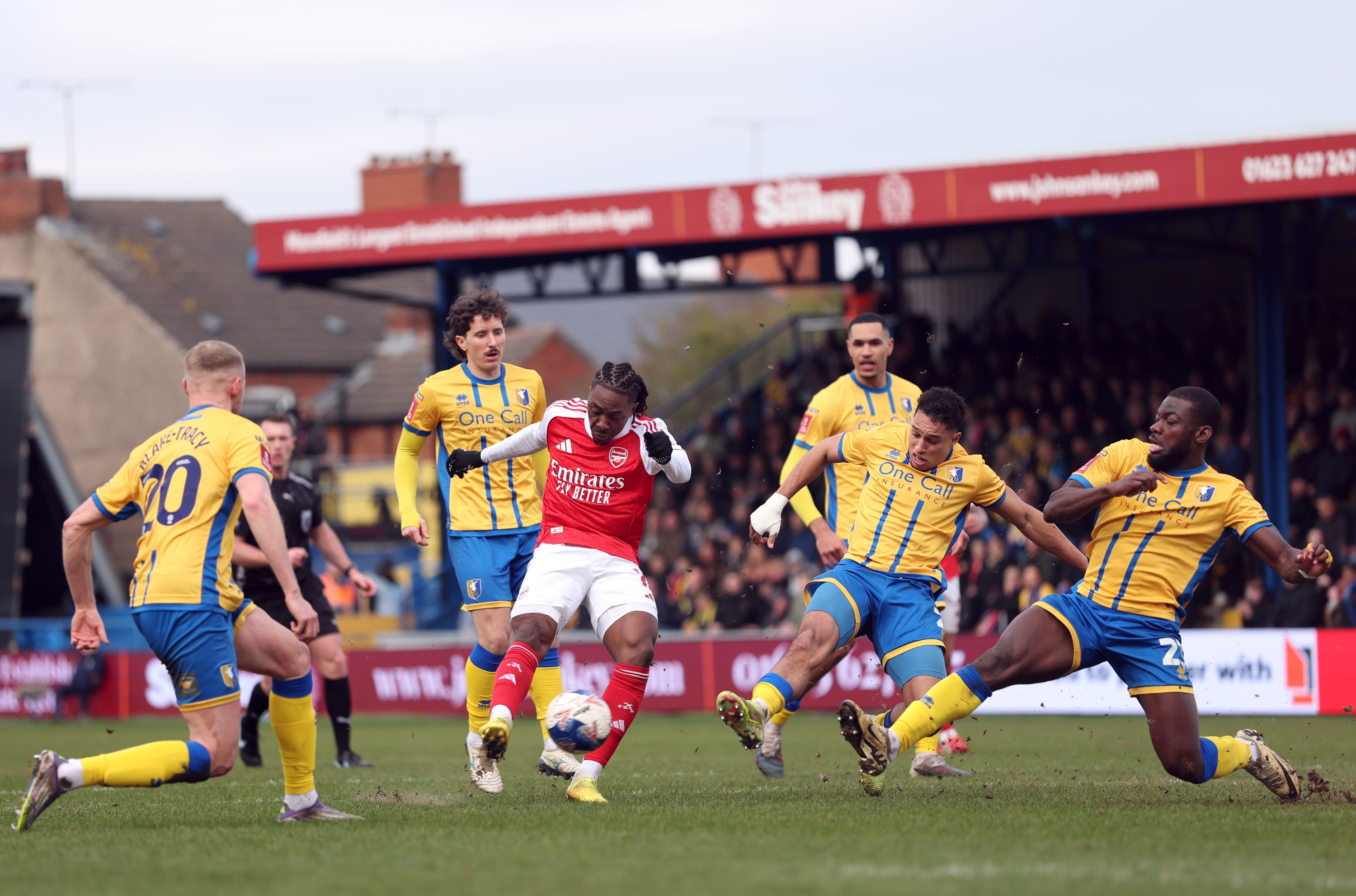  Eberechi Eze of Arsenal scores his team's second goal during the Emirates FA Cup Fifth Round match between Mansfield Town and Arsenal at One Call Stadium on March 07, 2026 in Mansfield, England. (Photo by Julian Finney/Getty Images)